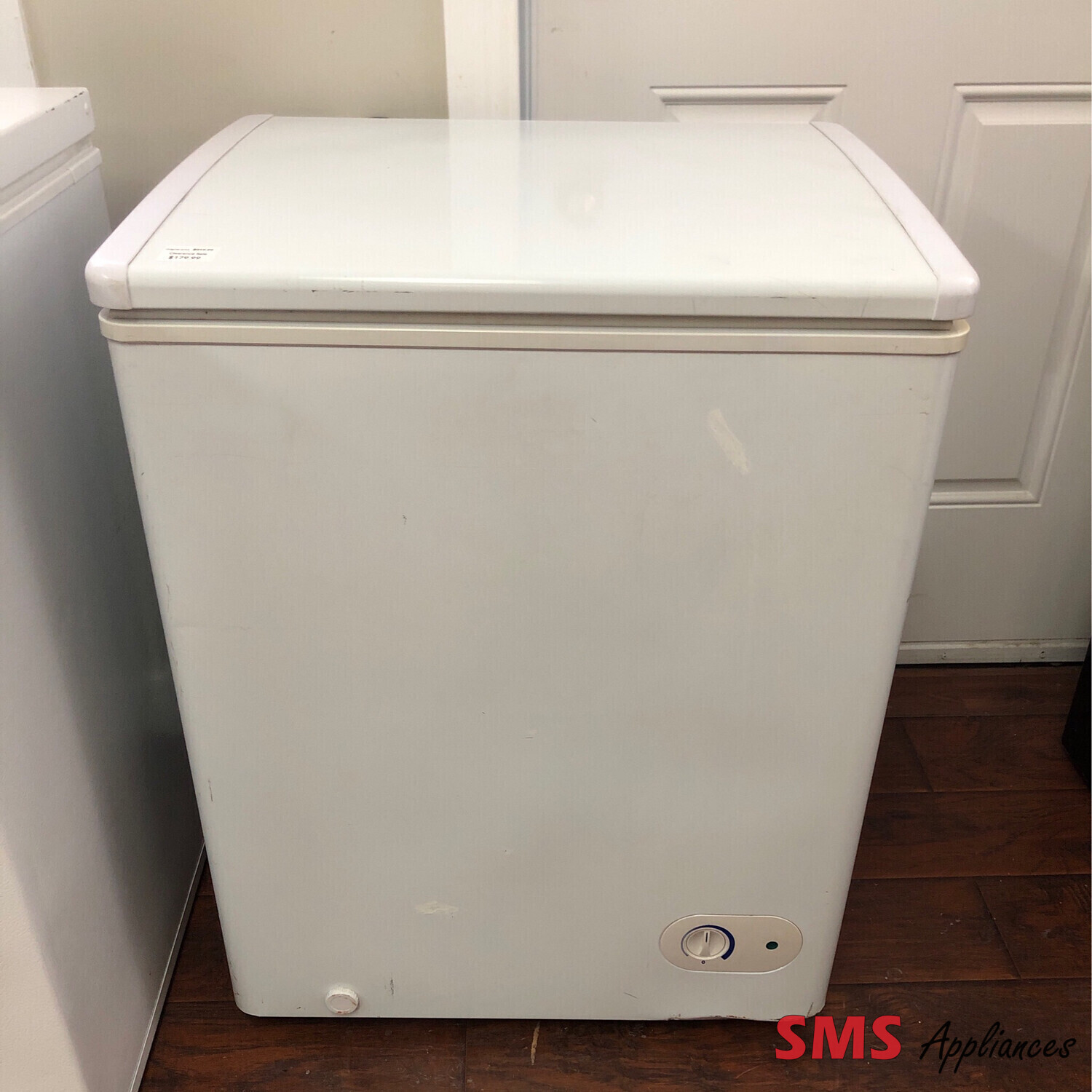 Danby 3.6 Cu.Ft Chest Freezer DCF401W