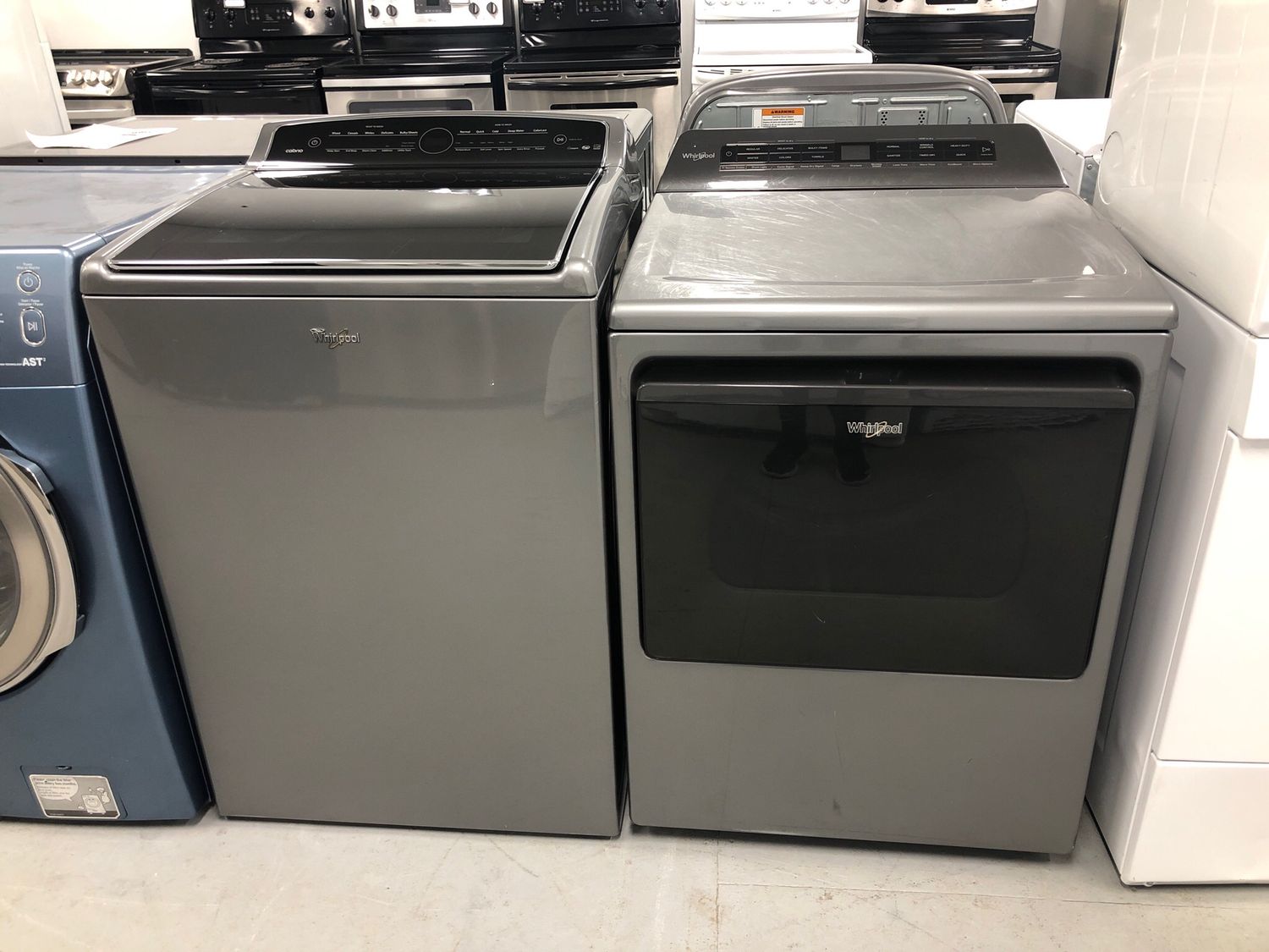Whirlpool Top-Load Washer & Dryer Set WTW8500DC5/YWED6120HC0