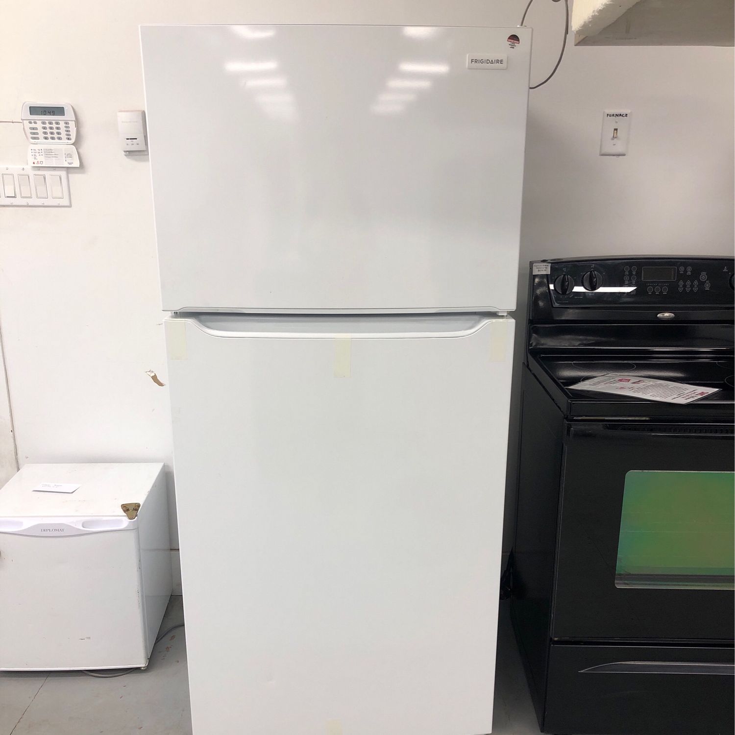 Open Box-Scratch and Dent Frigidaire Top-Mount Refrigerator