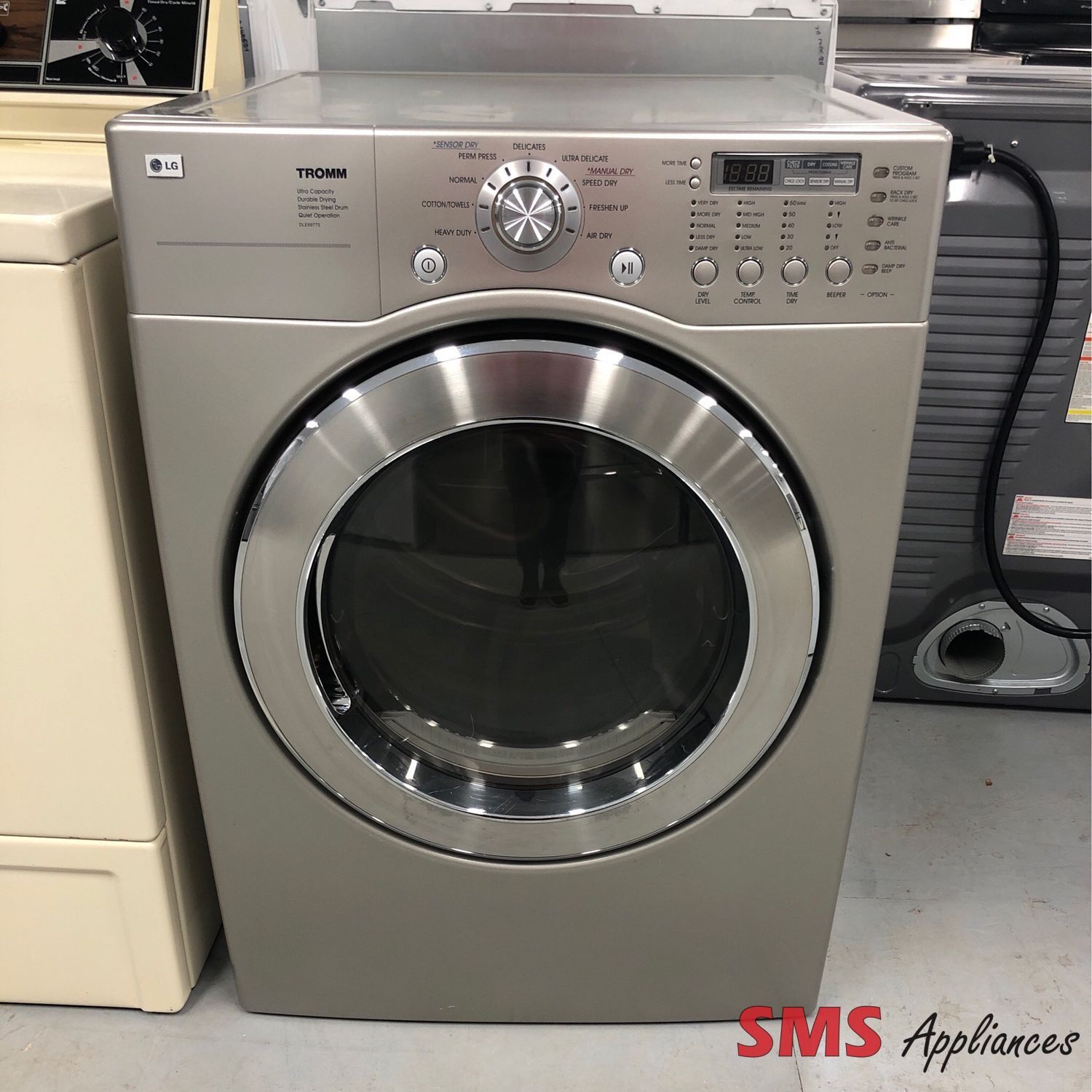 LG 6.9 Cu.Ft Front-Load Dryer DLE6977S