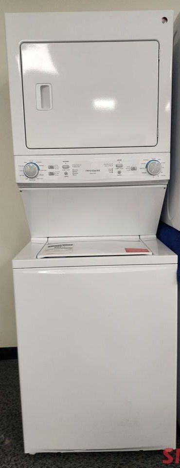 Open Box-Scratch and Dent Frigidaire Laundry Centre FLCE752CAW