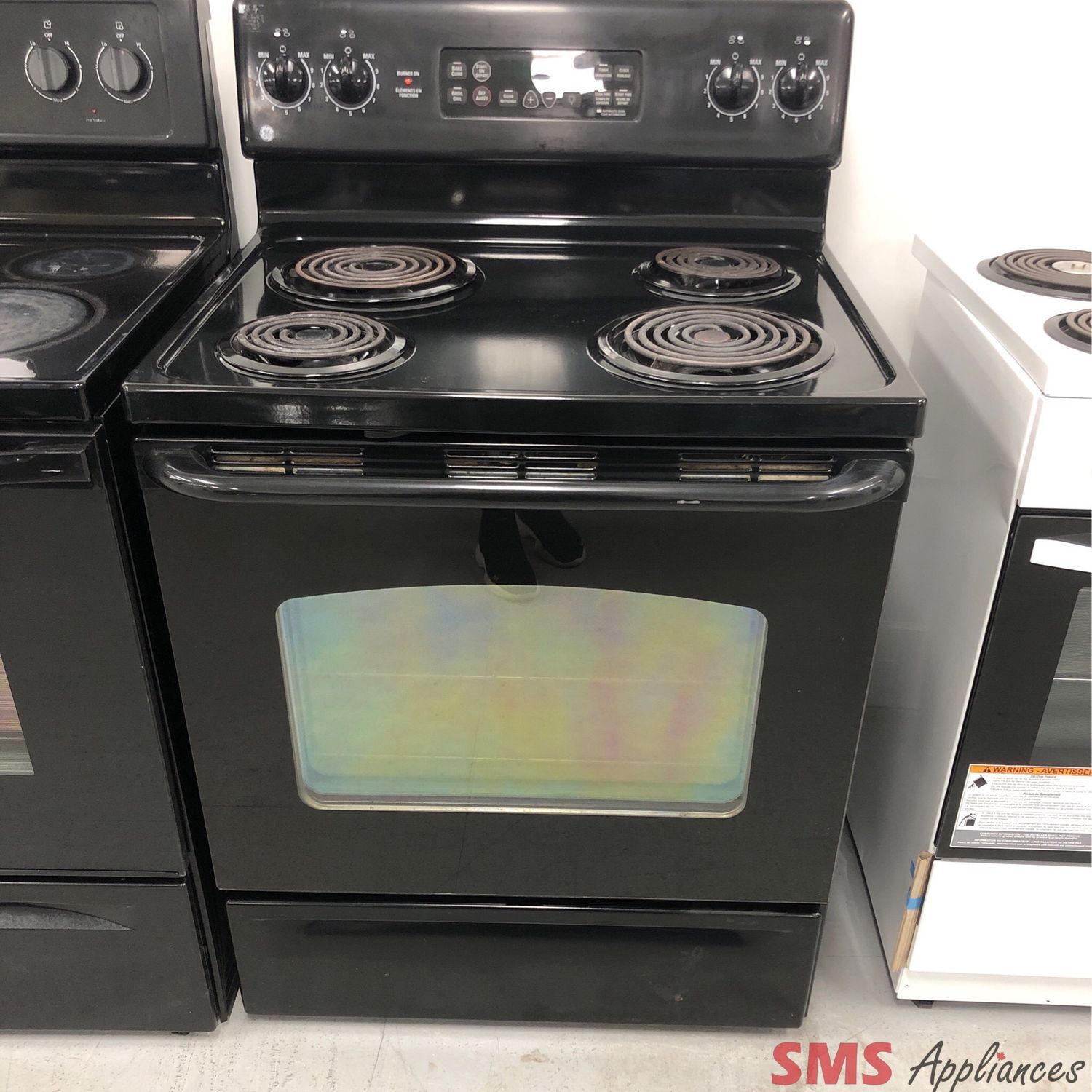 GE Electric 30'' Coil-Top Range JCBP27B0K2BB