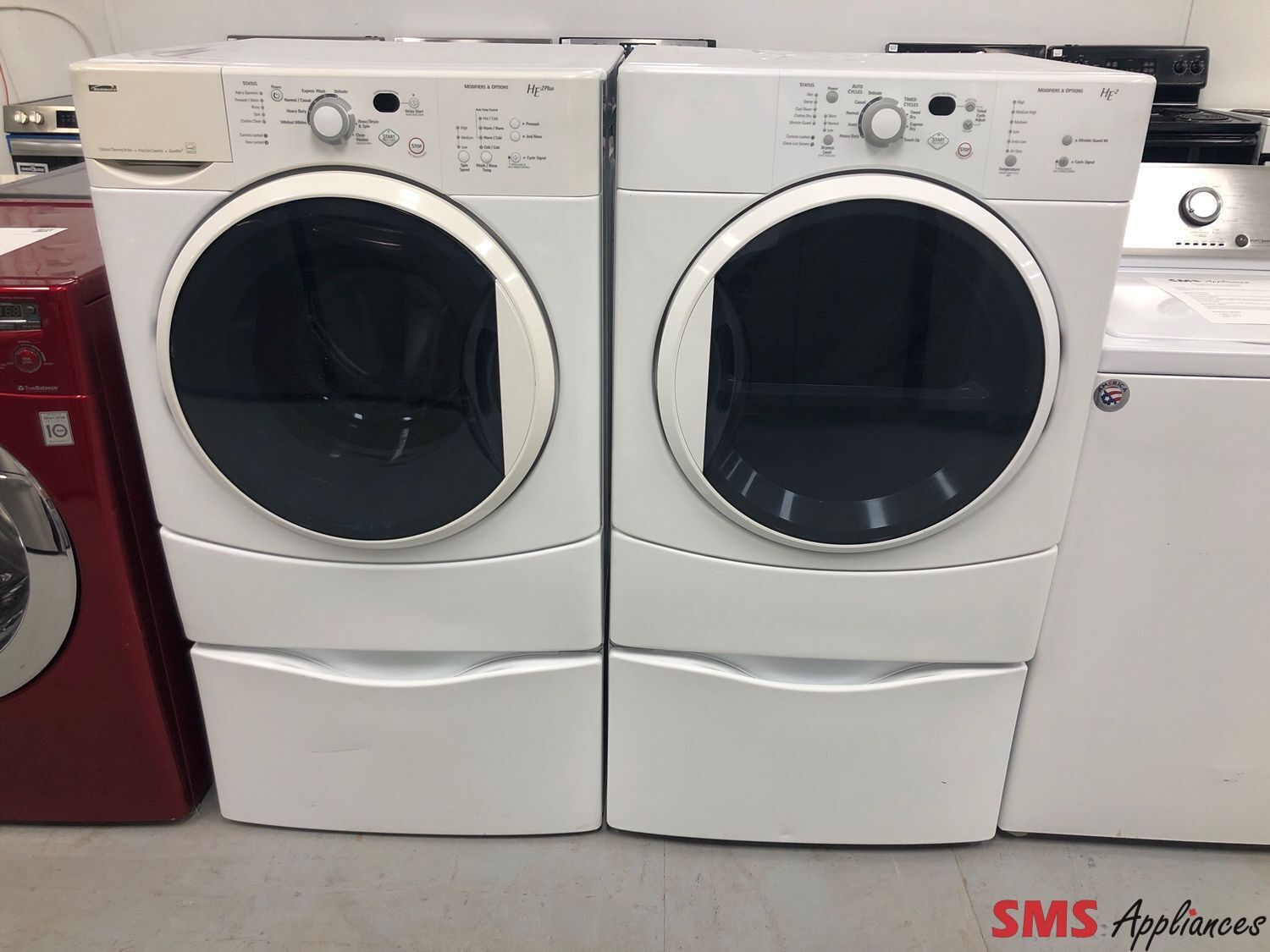 Kenmore Front-Load Washer & Dryer Set With Pedestal 110.47532602/110.C86502700