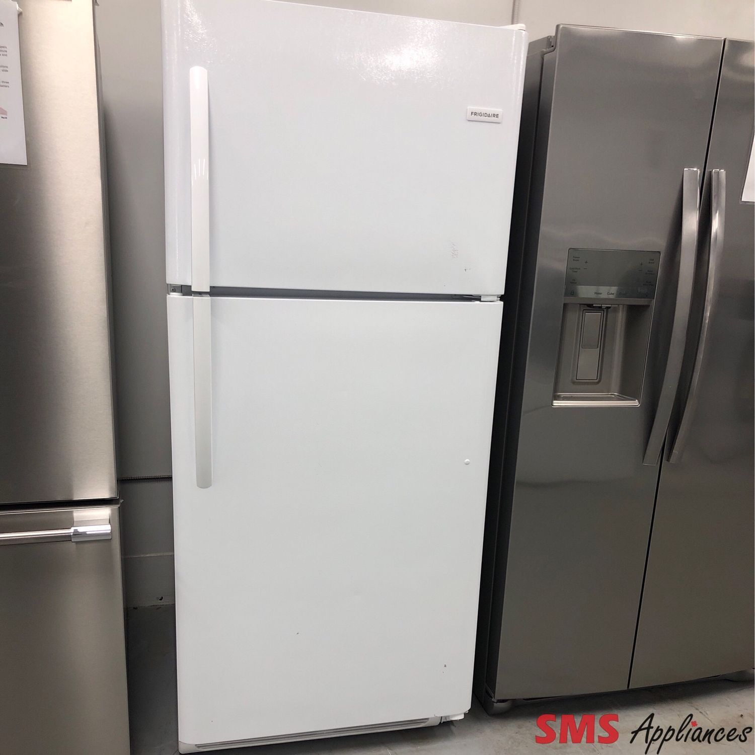 Frigidaire 30'' Top-Mount  Refrigerator FFTR2021TW0