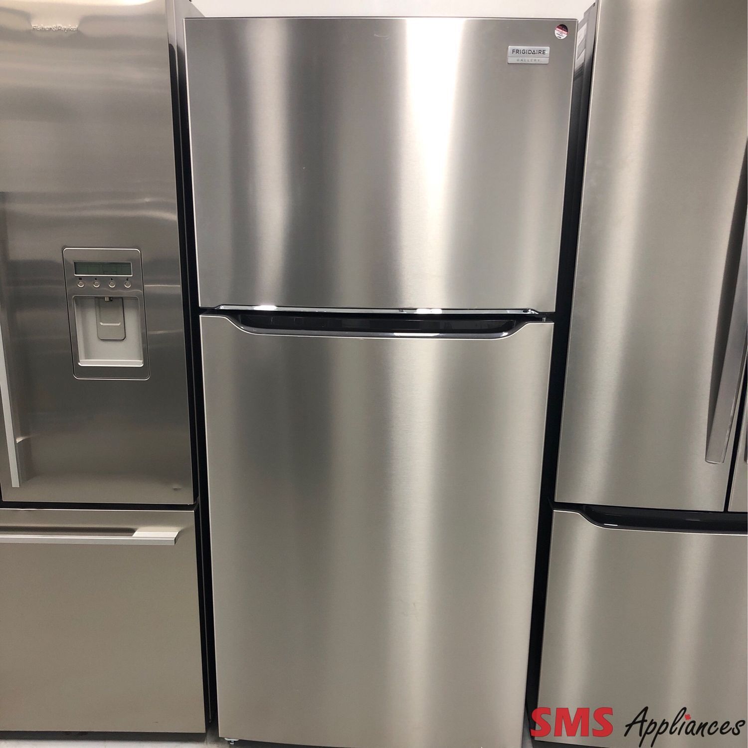 Open Box-Scratch and Dent Frigidaire Gallery 20.0 Cu.Ft Top-Freezer Refrigerator FGHT2055VF