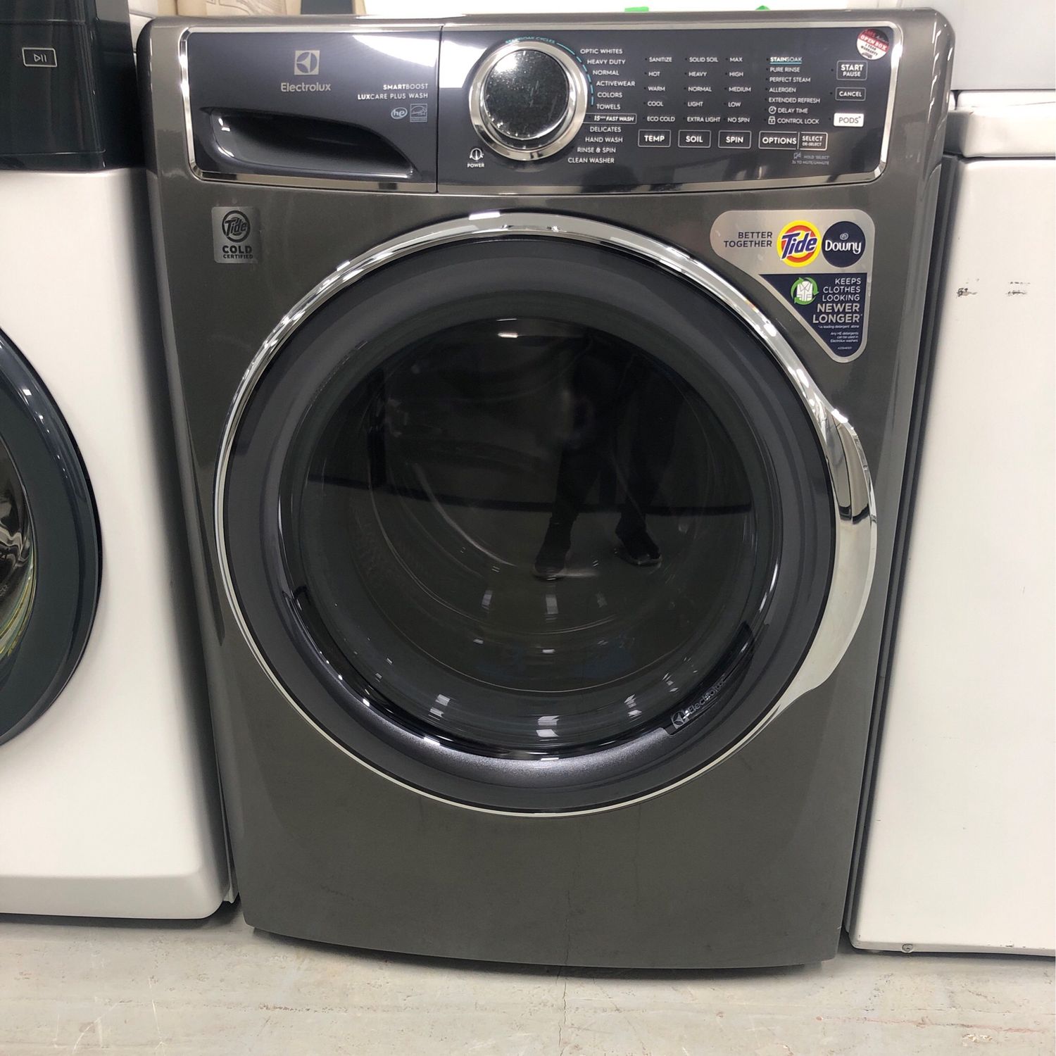 Open Box-Scratch and Dent Electrolux Front-Load Washer