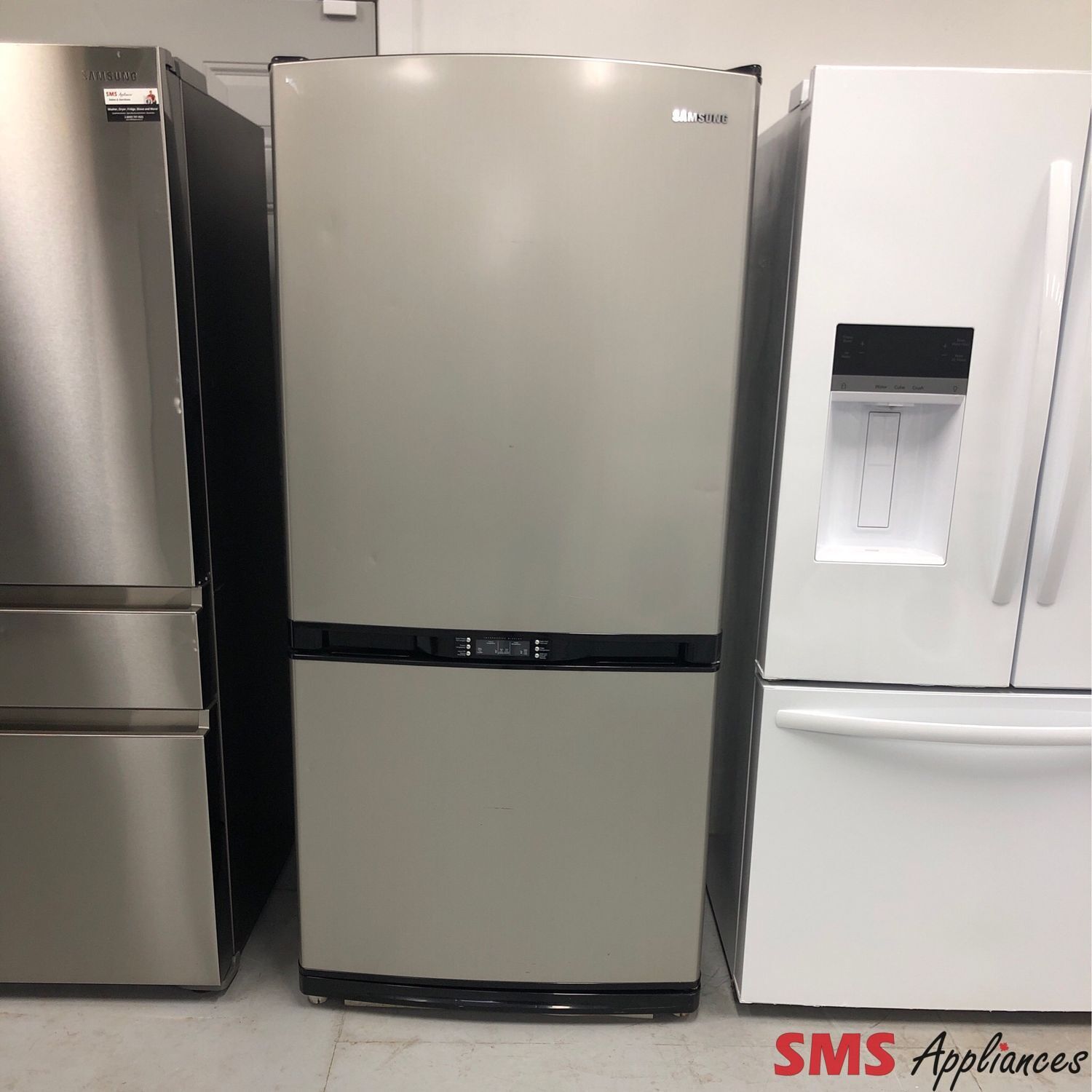 Samsung 32'' Bottom Freezer Refrigerator  RB193KASB