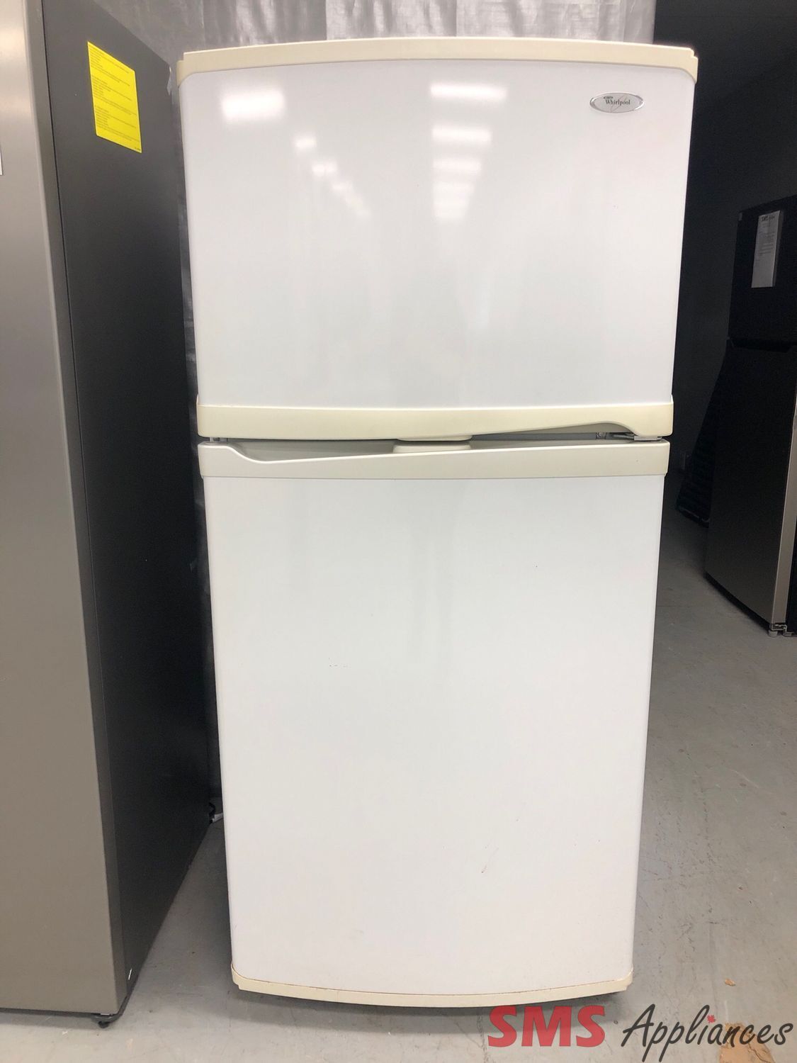 Whirlpool 30'' Top-Freezer Refrigerator  W9RXXMFWQ01