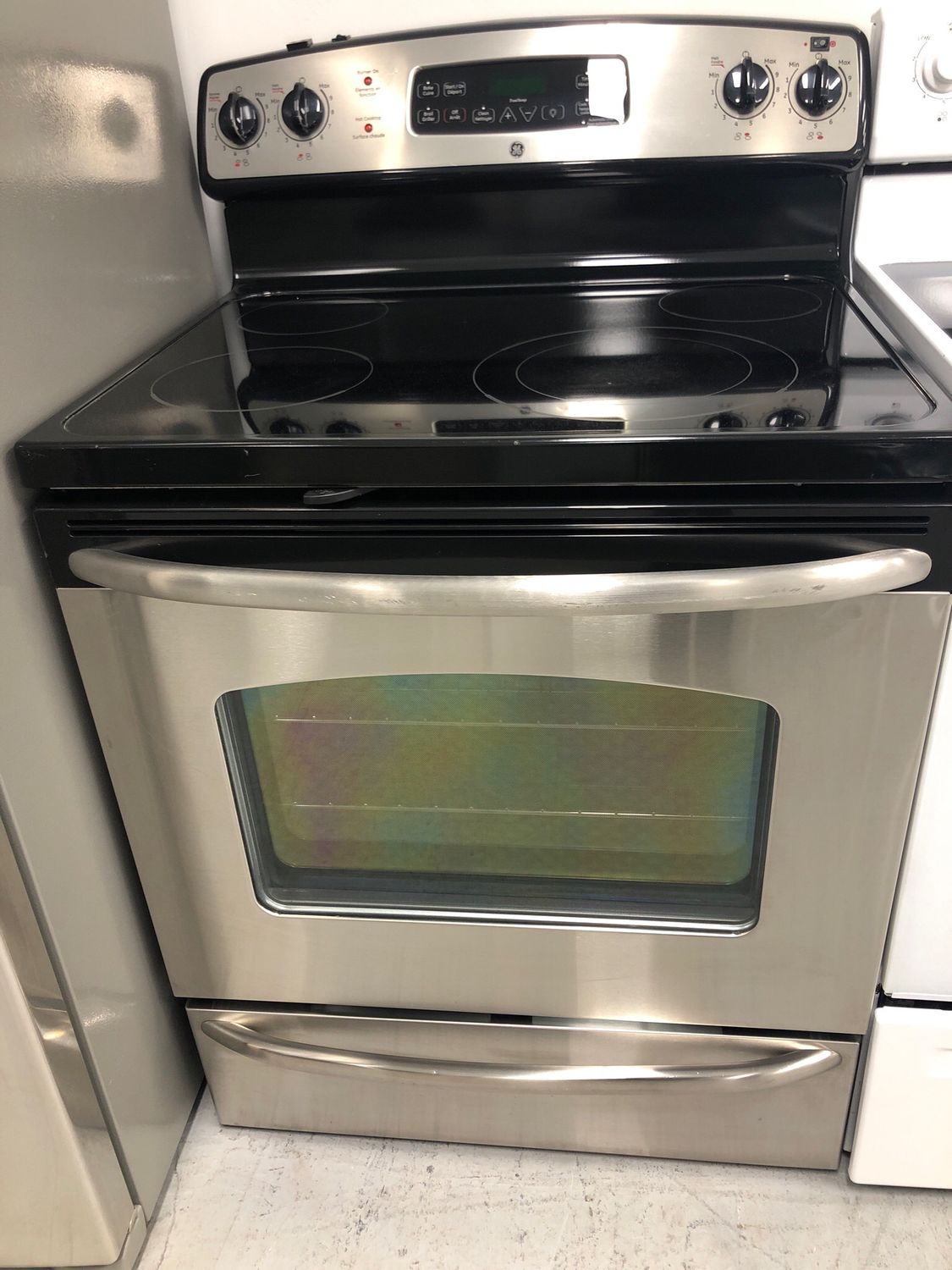 GE 30” Glass-Top Range