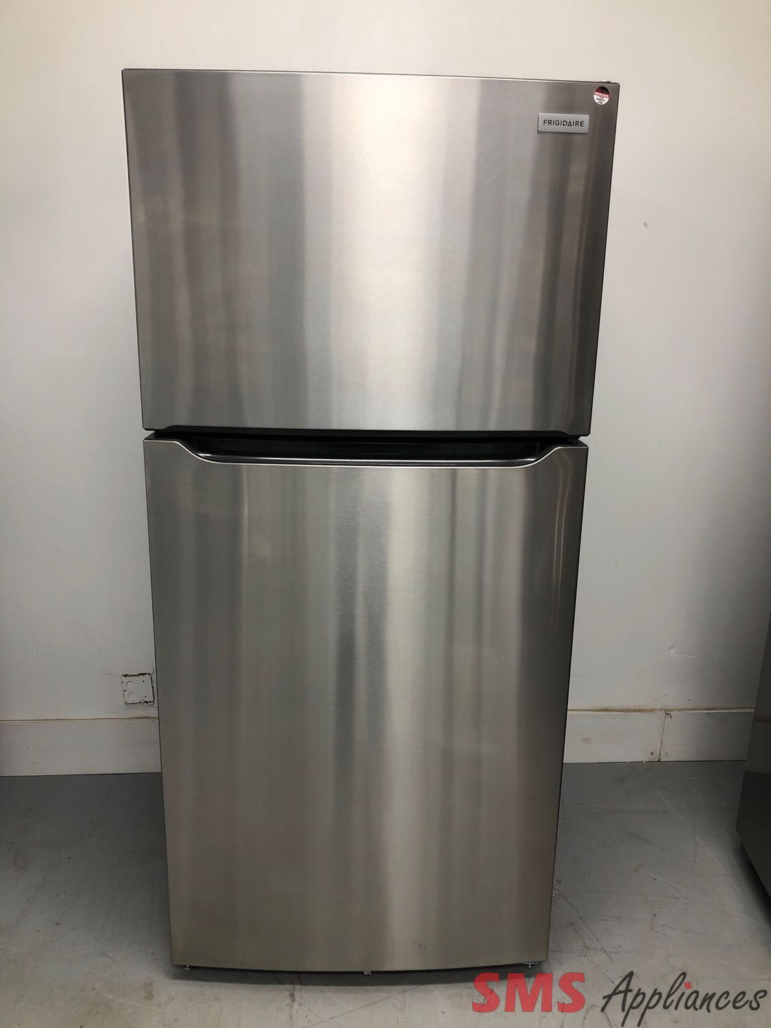Open Box-Scratch and Dent Frigidaire 30'' Top Freezer Refrigerator  FFTR1835VS