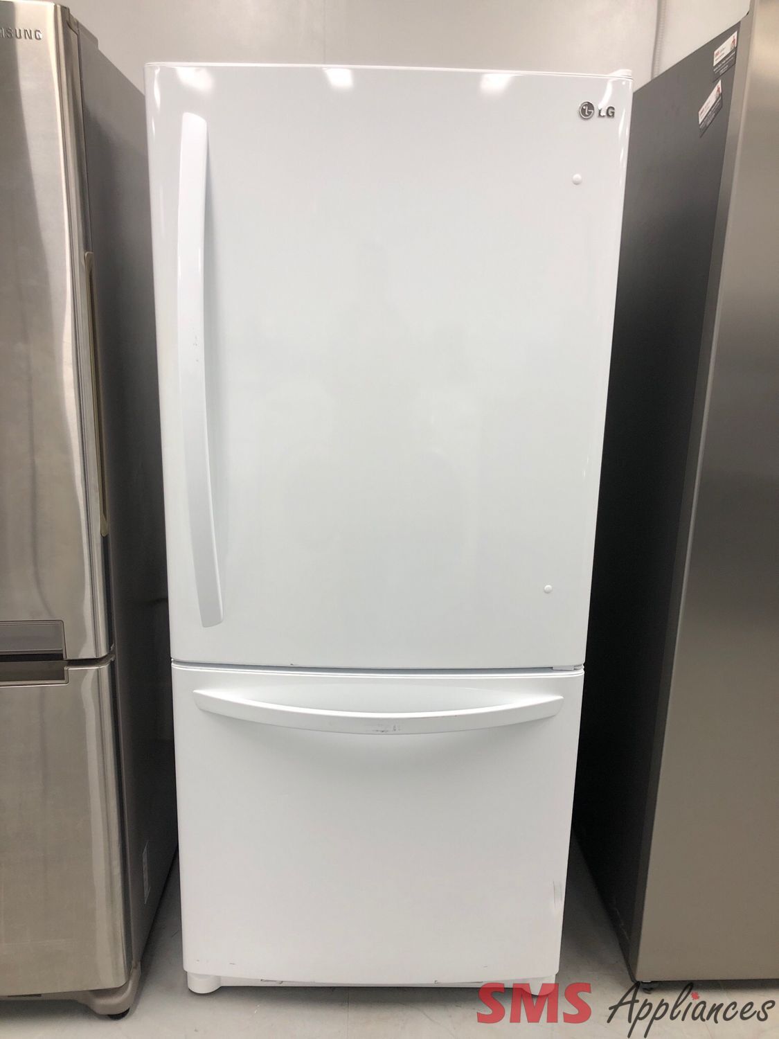 LG 30''  Bottom-Mount Refrigerator LDN20718SW