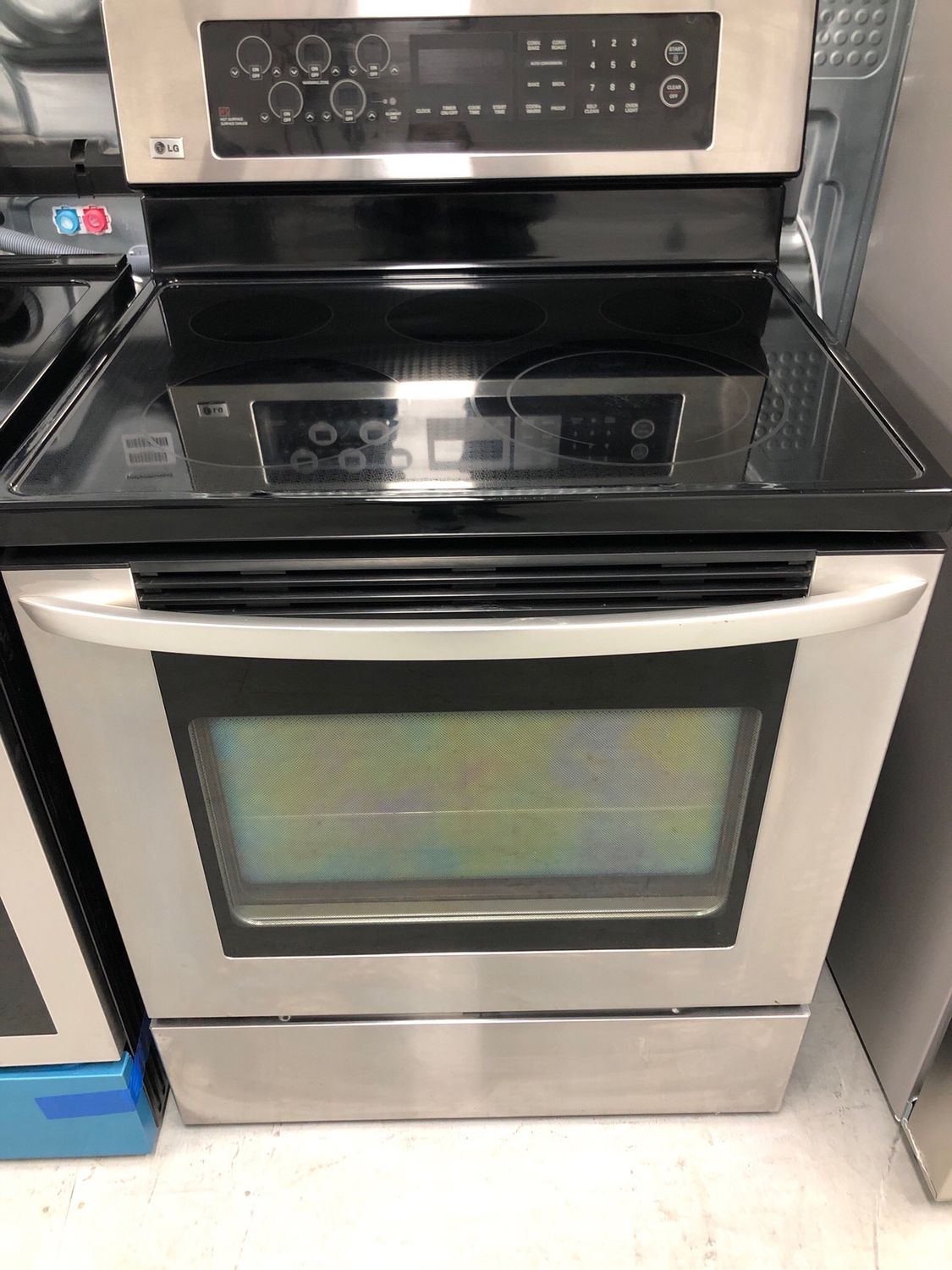 LG 30” Glass-Top Electric Range  LSB5682SS