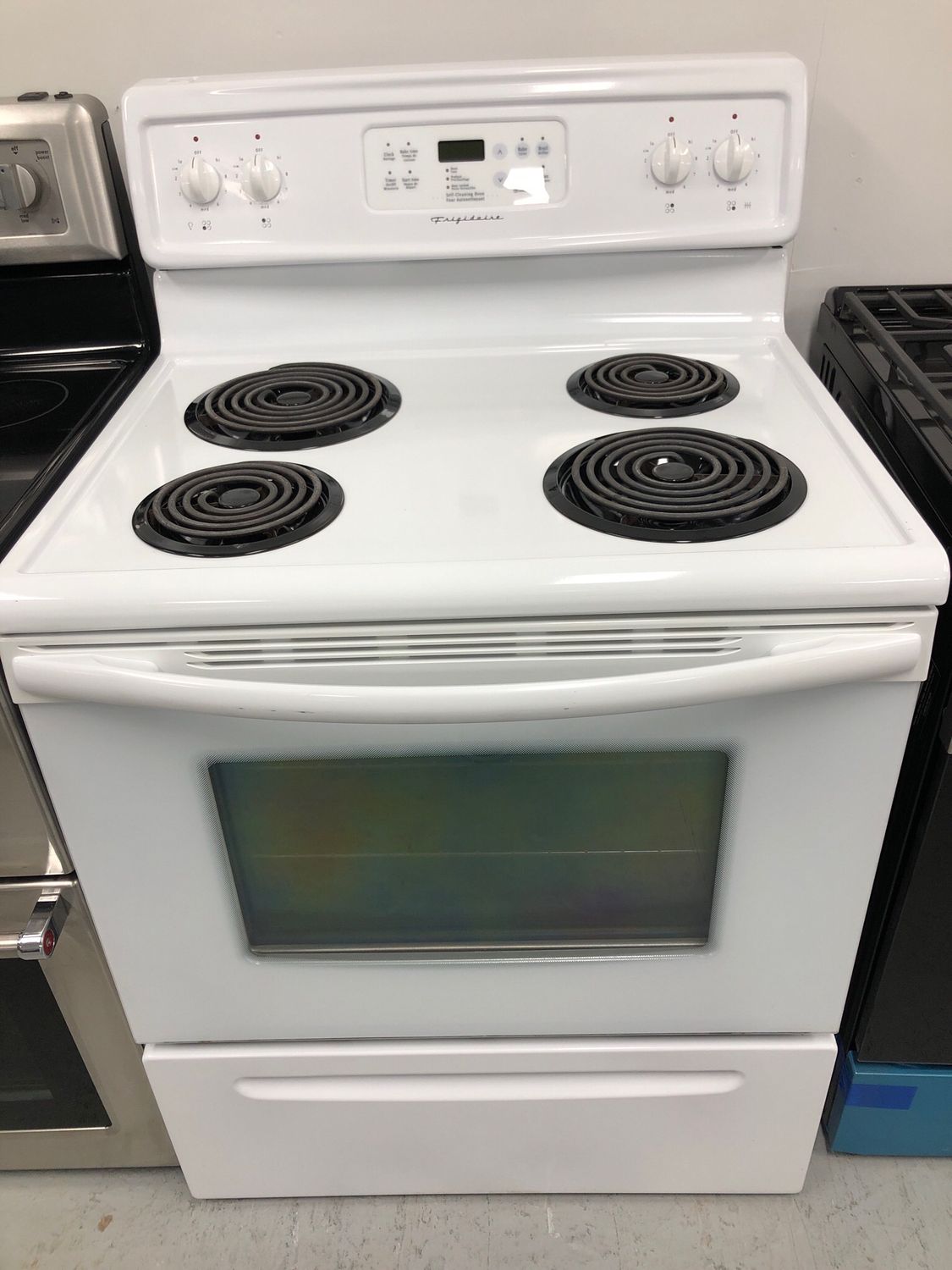 Frigidaire 30” Coil-Top Range CFEF358ES2