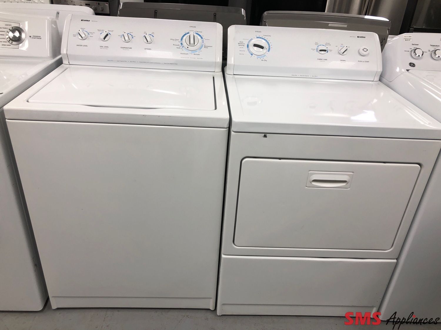 Kenmore Top-Load Washer & Dryer Set  110.27711600/110.C67741600