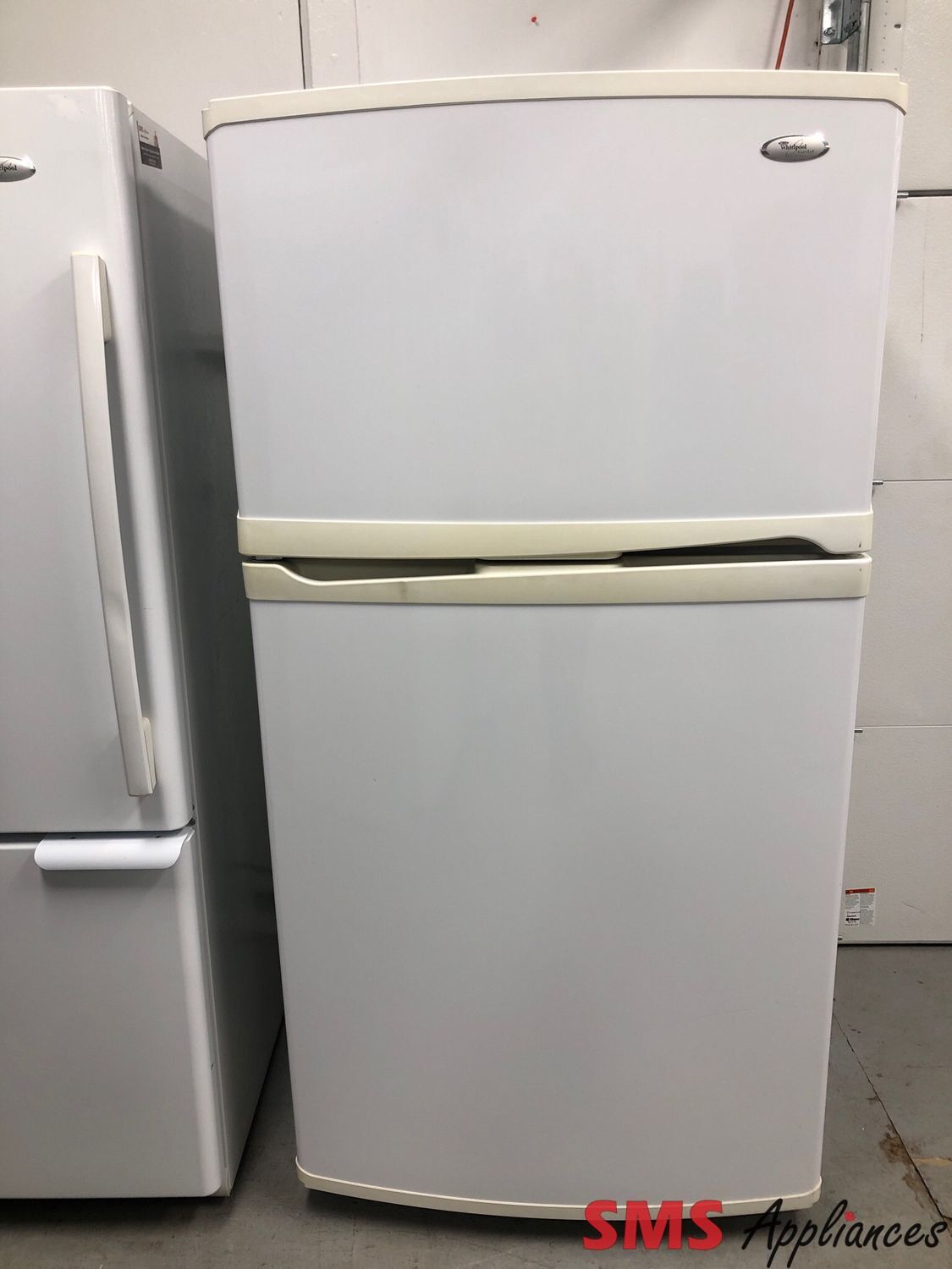 Whirlpool Gold Top- Mount Refrigerator  GR2SHKXMQ01