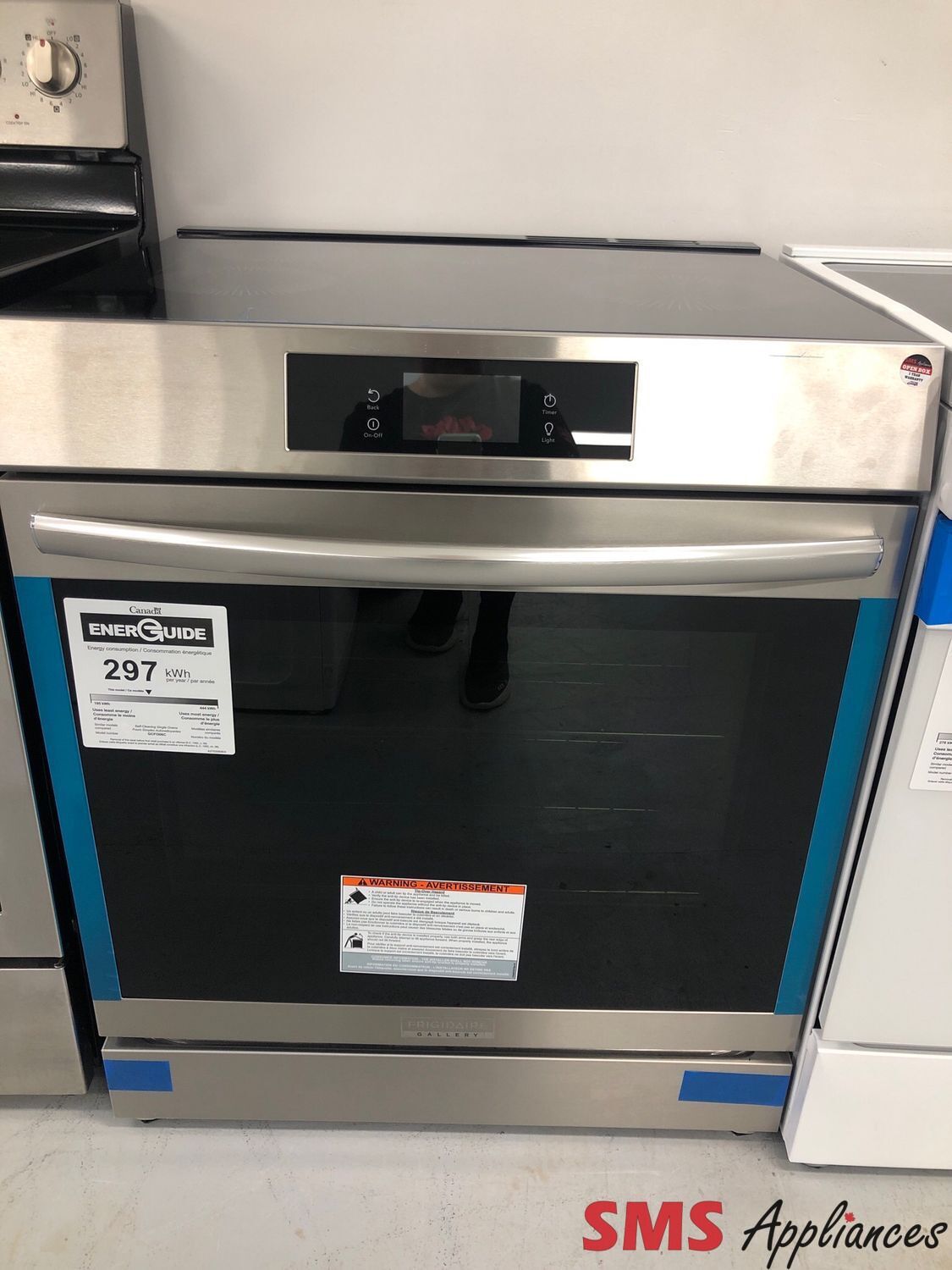 Open Box-Scratch and Dent Frigidaire Gallery 30” Induction Range GCFI306CBF