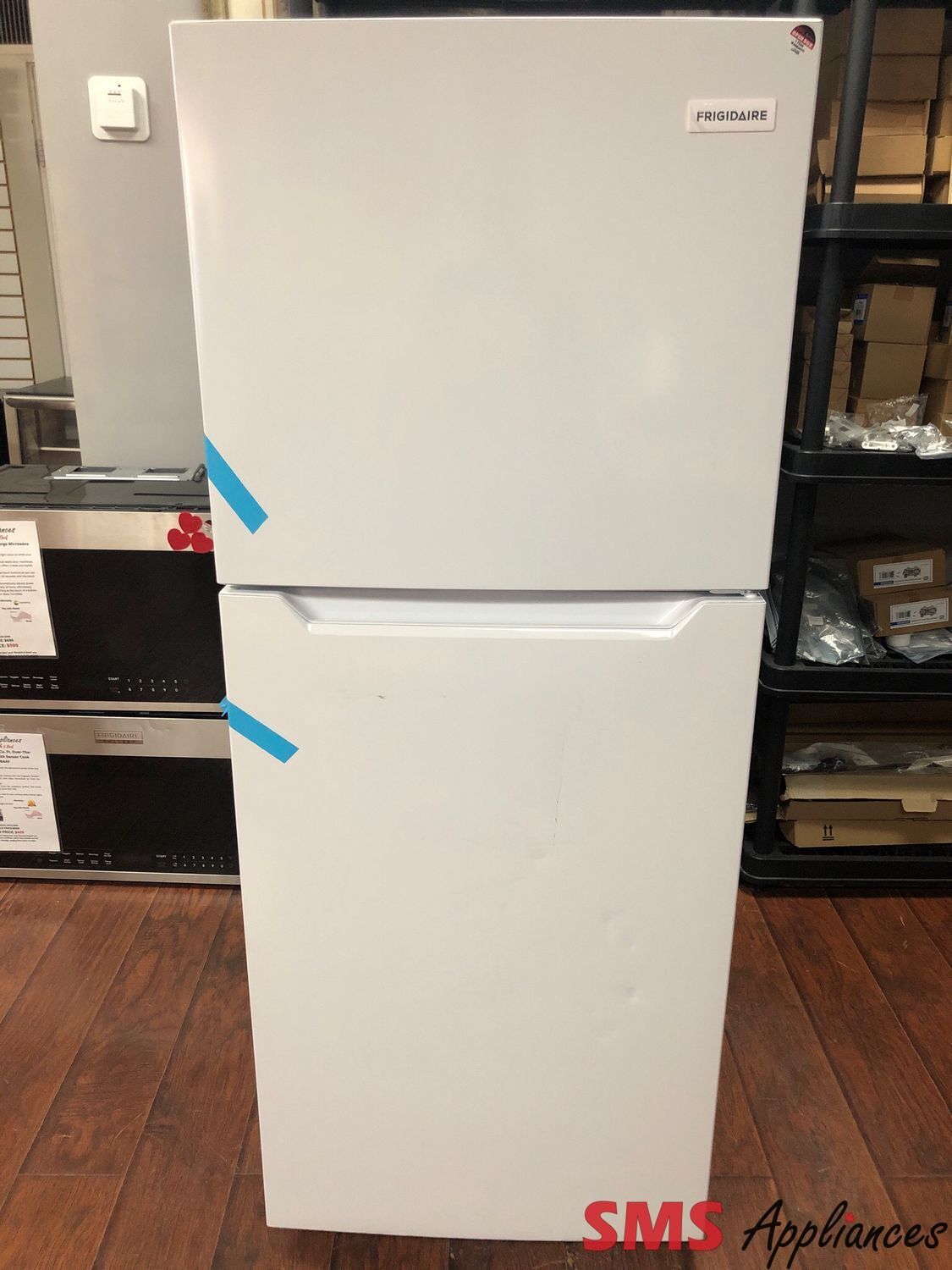 Open Box-Scratch and Dent Frigidaire 24'' Top Freezer Refrigerator FFET1222UW