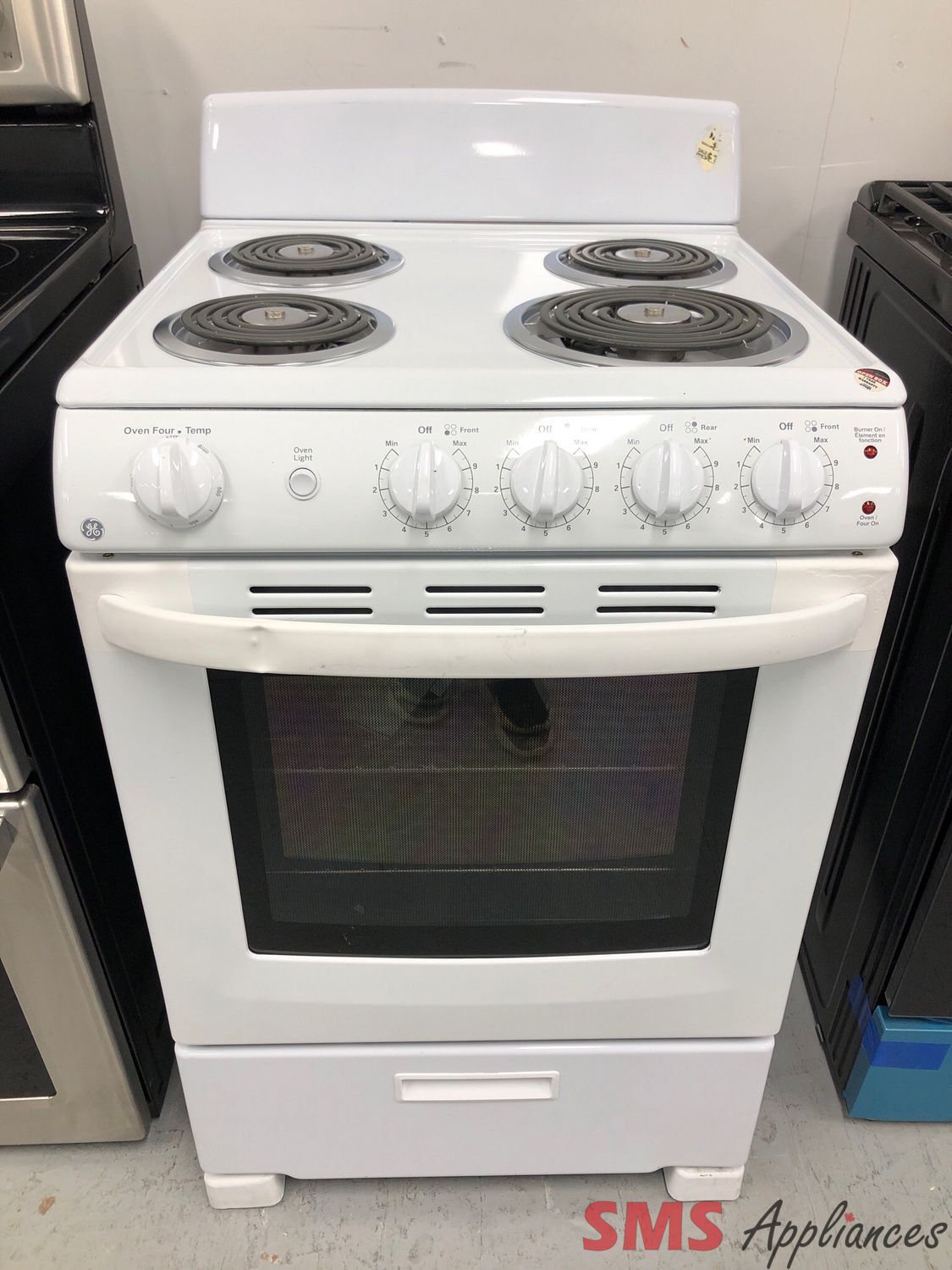 Open Box-Scratch and Dent GE 24” Electric Range  JCAS300DM2WW