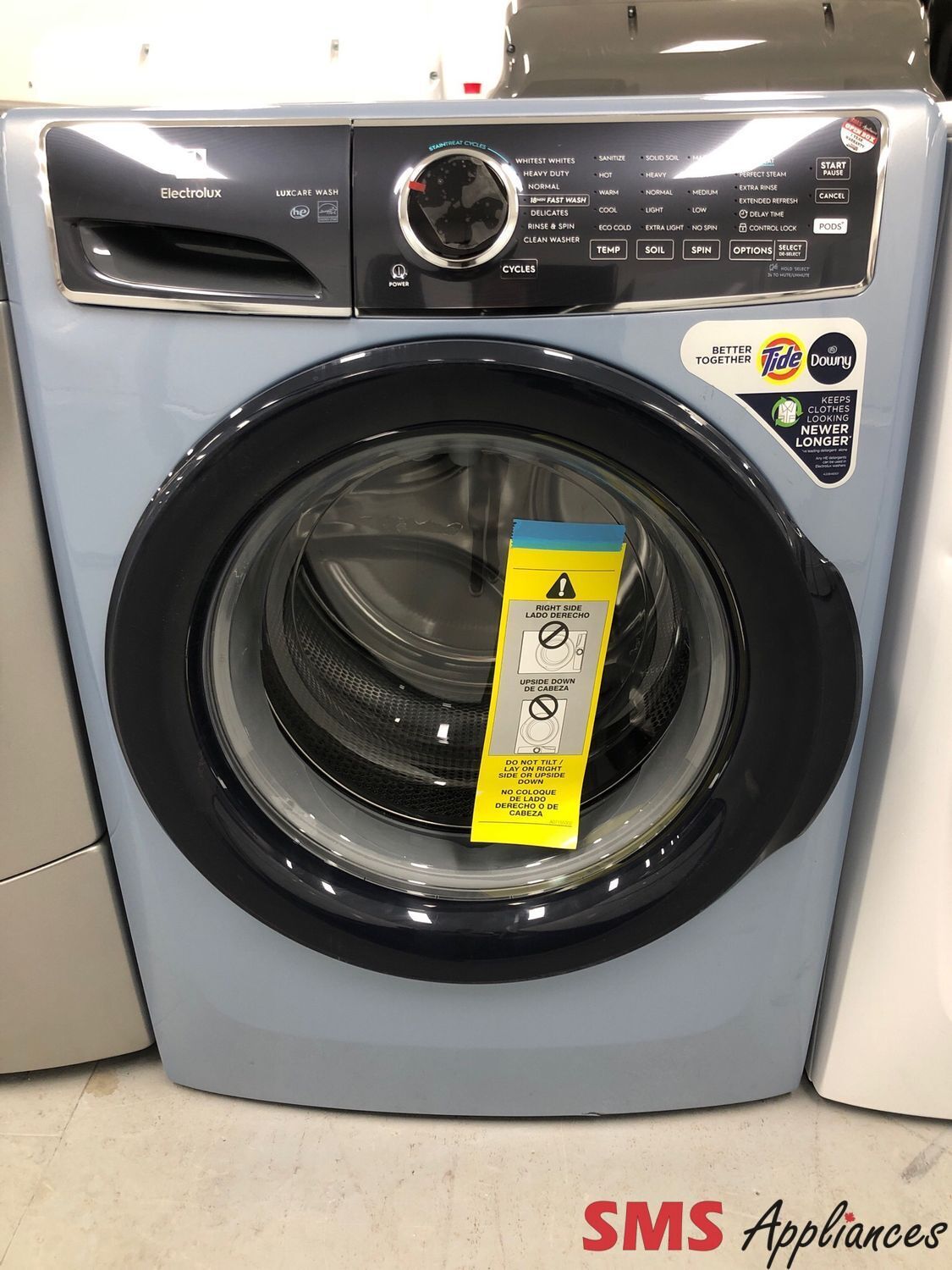 Open Box-Scratch and Dent Electrolux Front-Load Washer  ELFW7437AG1