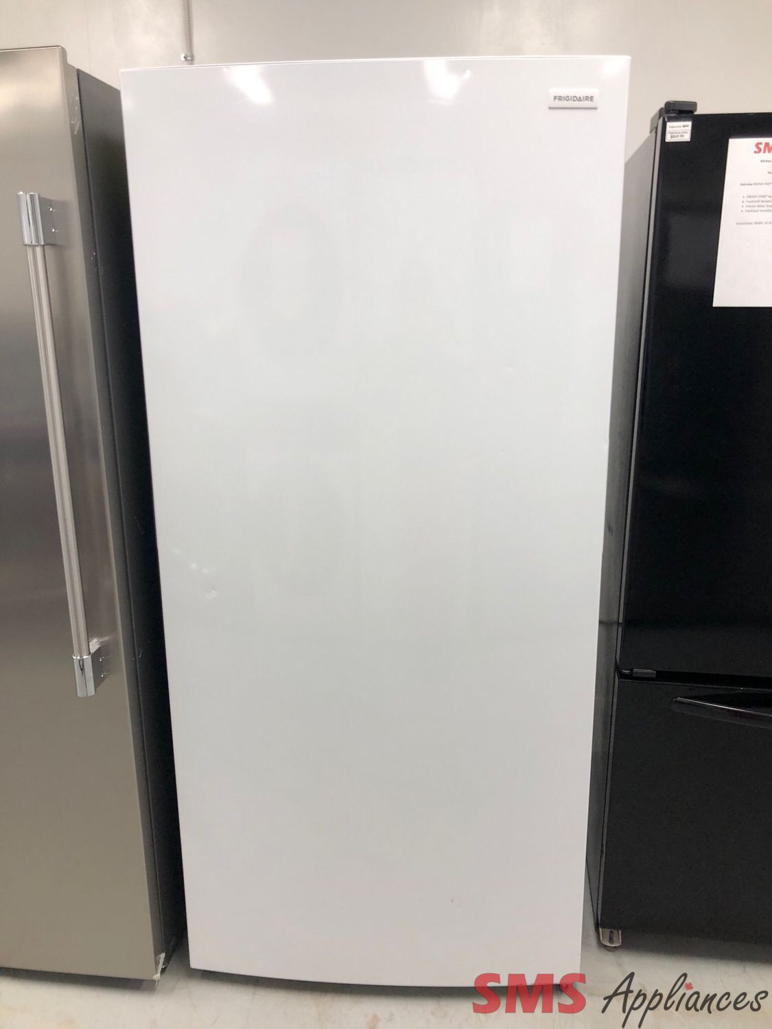 Frigidaire 20.0 Cu.Ft Upright Freezer  FFUE2022AW