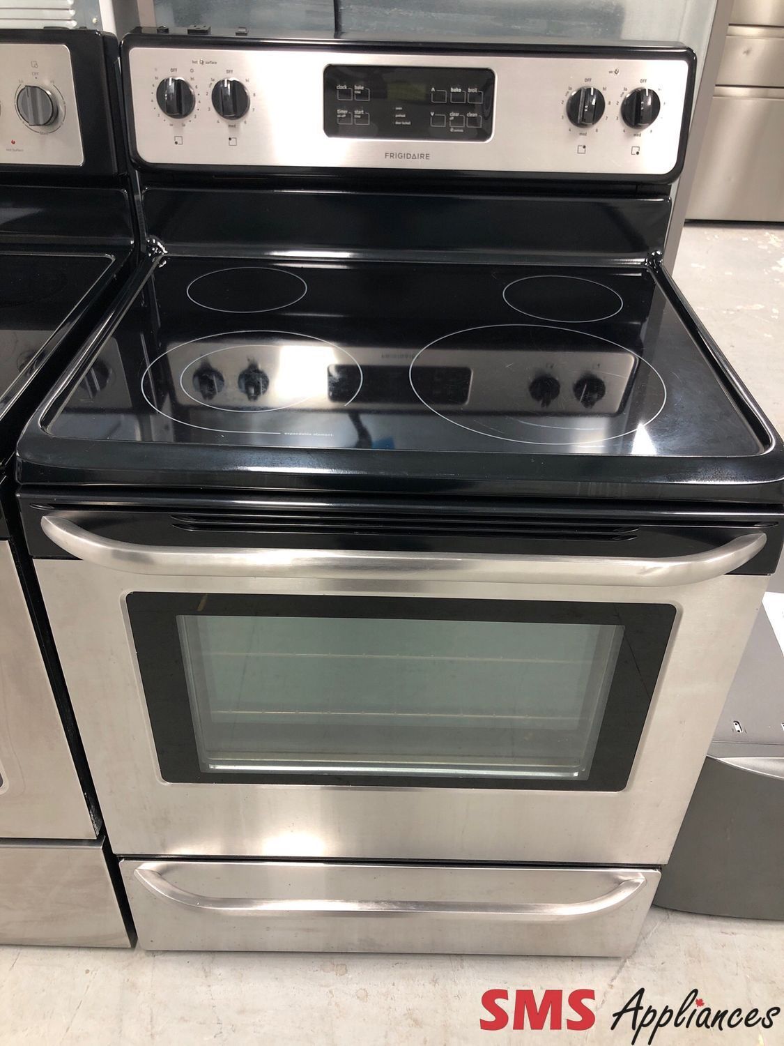 Frigidaire 30” Glass-Top Range BKEF3048LSG