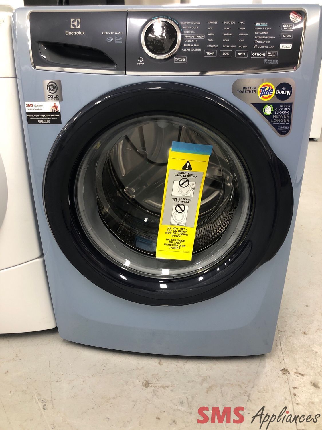Open box-Scratch and Dent Electrolux Front-Load 5.2 Cu.Ft Washer ELFW7437AG