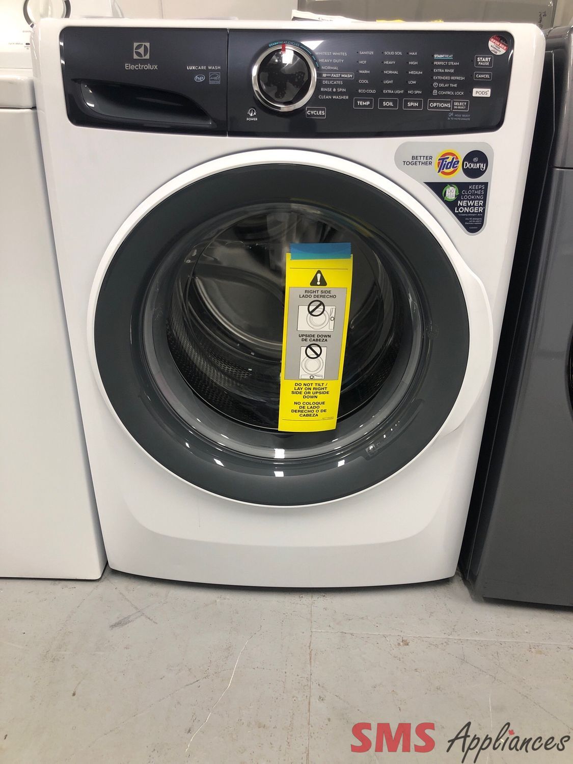 Open Box-Scratch and Dent Electrolux Front-Load 5.2 Cu.Ft Washer  ELFW7437AW