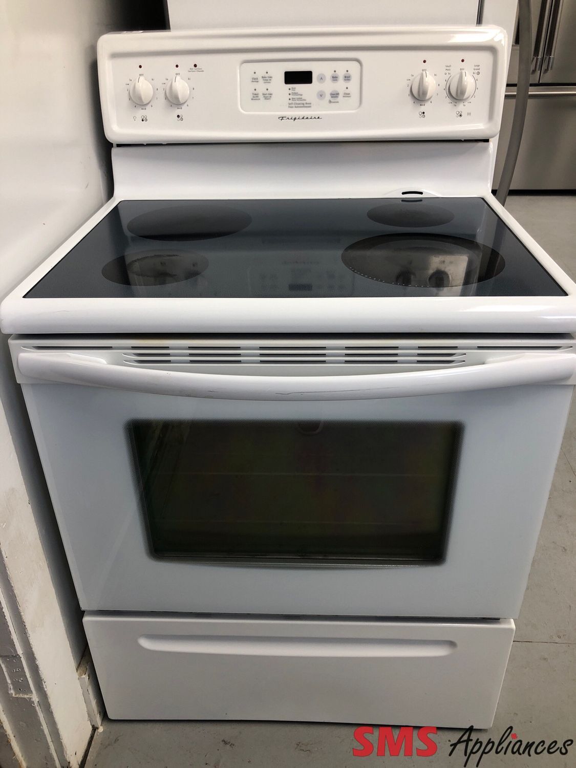 Frigidaire 30” Glass-Top Range