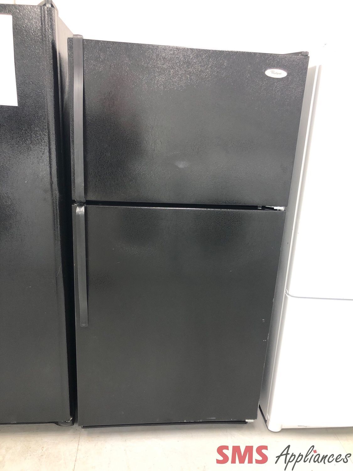 Whirlpool 21.0 Cu.Ft Top-Mount Refrigerator ET1MHKXMB03