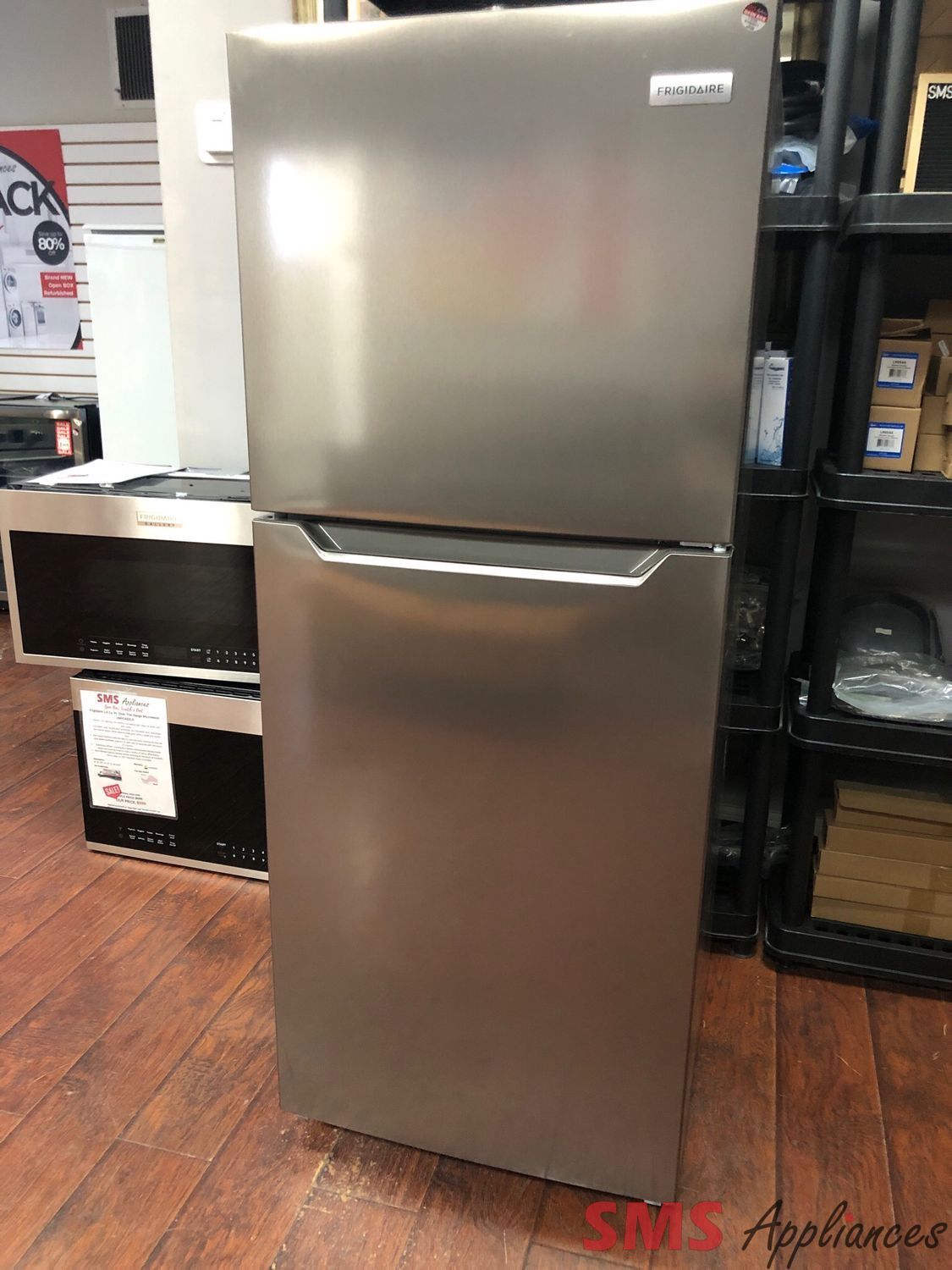 Open Box-Scratch and Dent Frigidaire 24” Top Freezer Refrigerator FFET1022UV