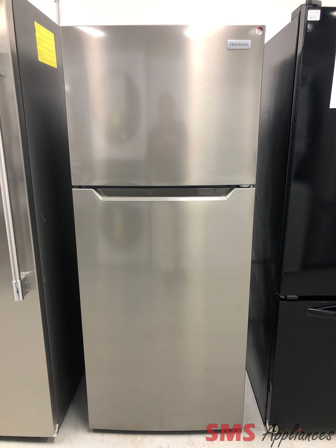 Open Box-Scratch and Dent Frigidaire 17.6 Cu.Ft Top Freezer Refrigerator  FFHT1822UV