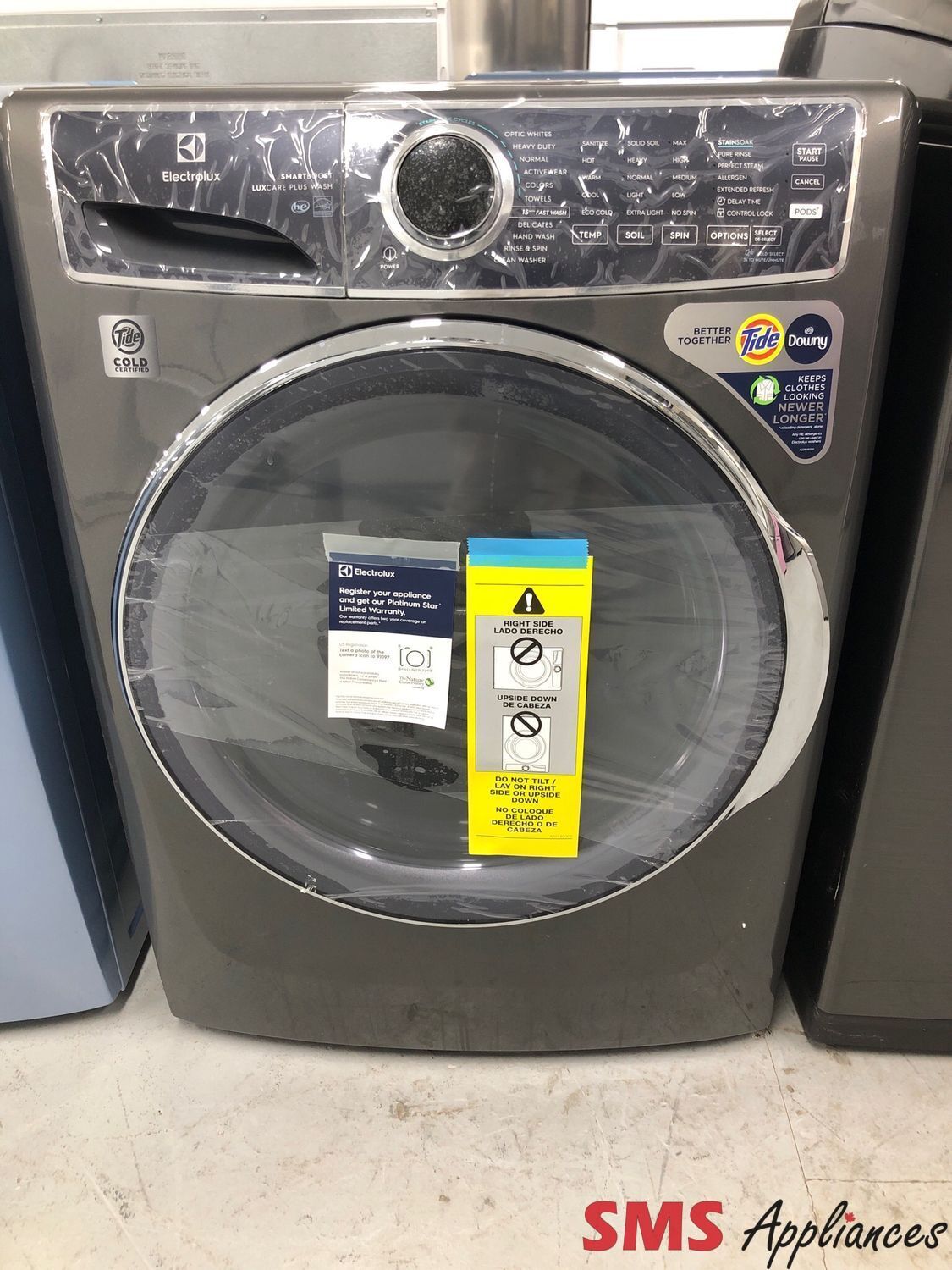 Open Box-Scratch and Dent Electrolux Front-Load Washer  ELFW7637AT