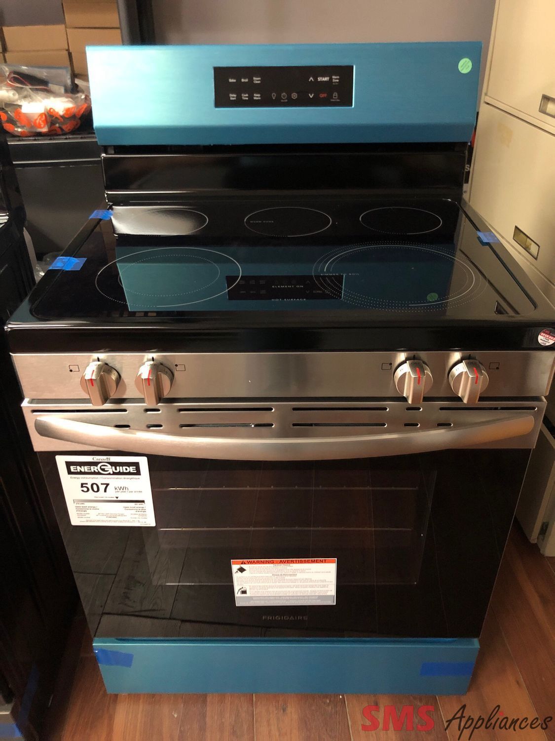 Open Box-Scratch and Dent Frigidaire 30” Glass-Top  Range FCRE306CAS