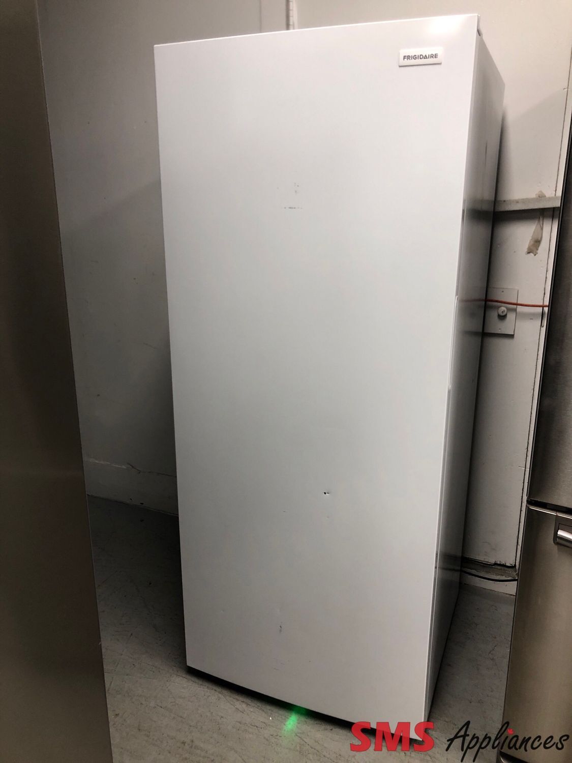 Frigidaire 16.0 Cu.Ft Upright Freezer FFFU16F2VW
