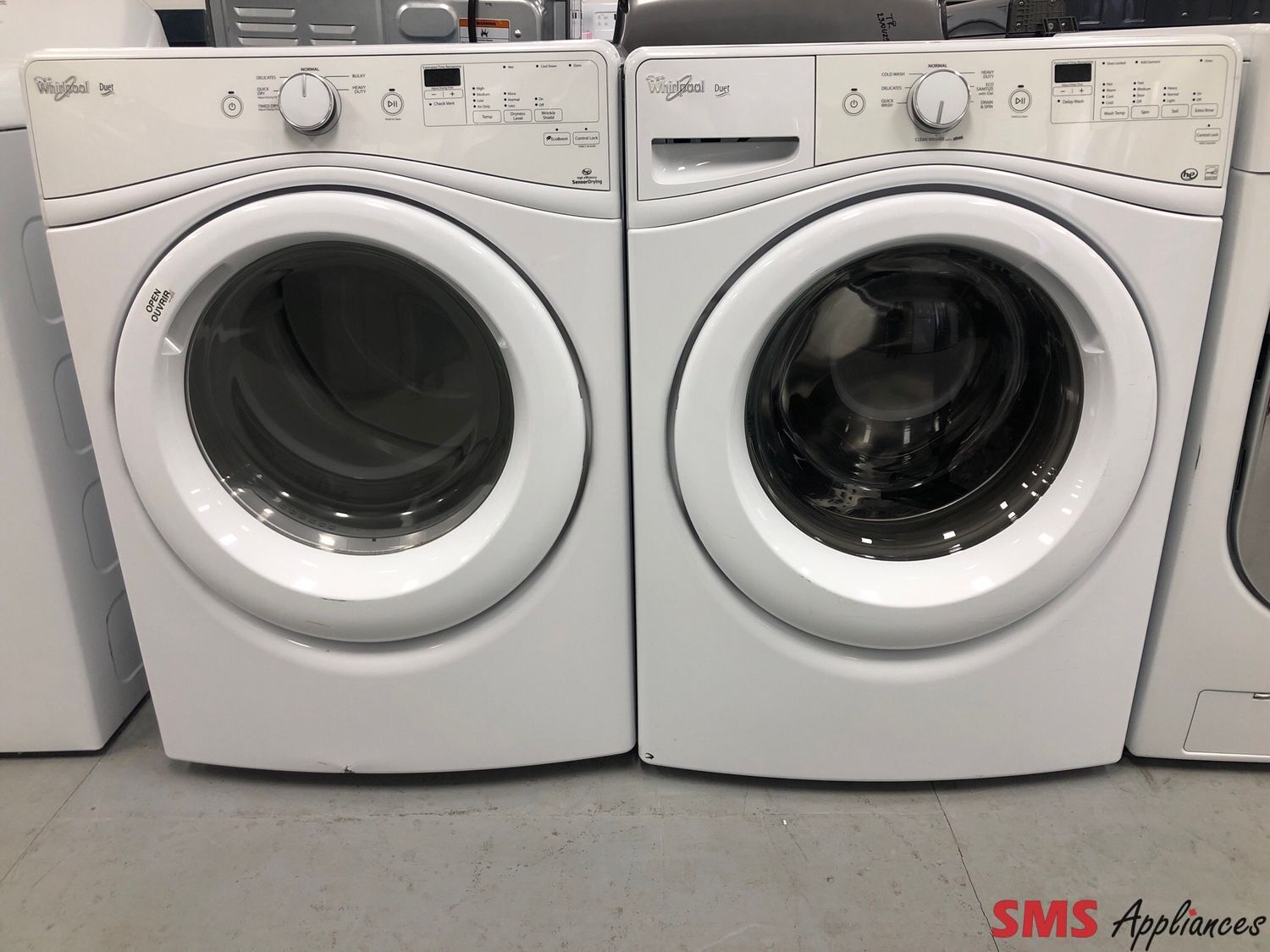 Whirlpool Duet Front-Load Washer & Dryer Set WFW72HEDW0 / YWED72HEDW0