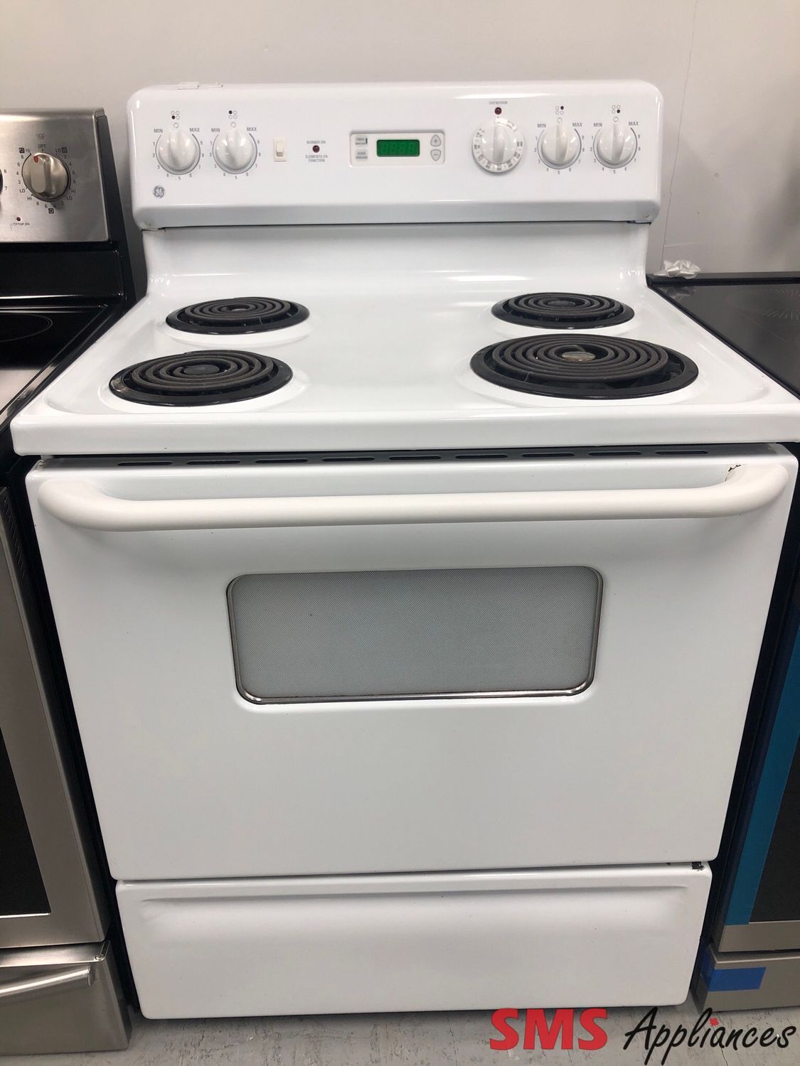 GE 30” Coil-Top Range JCBS25J1WW