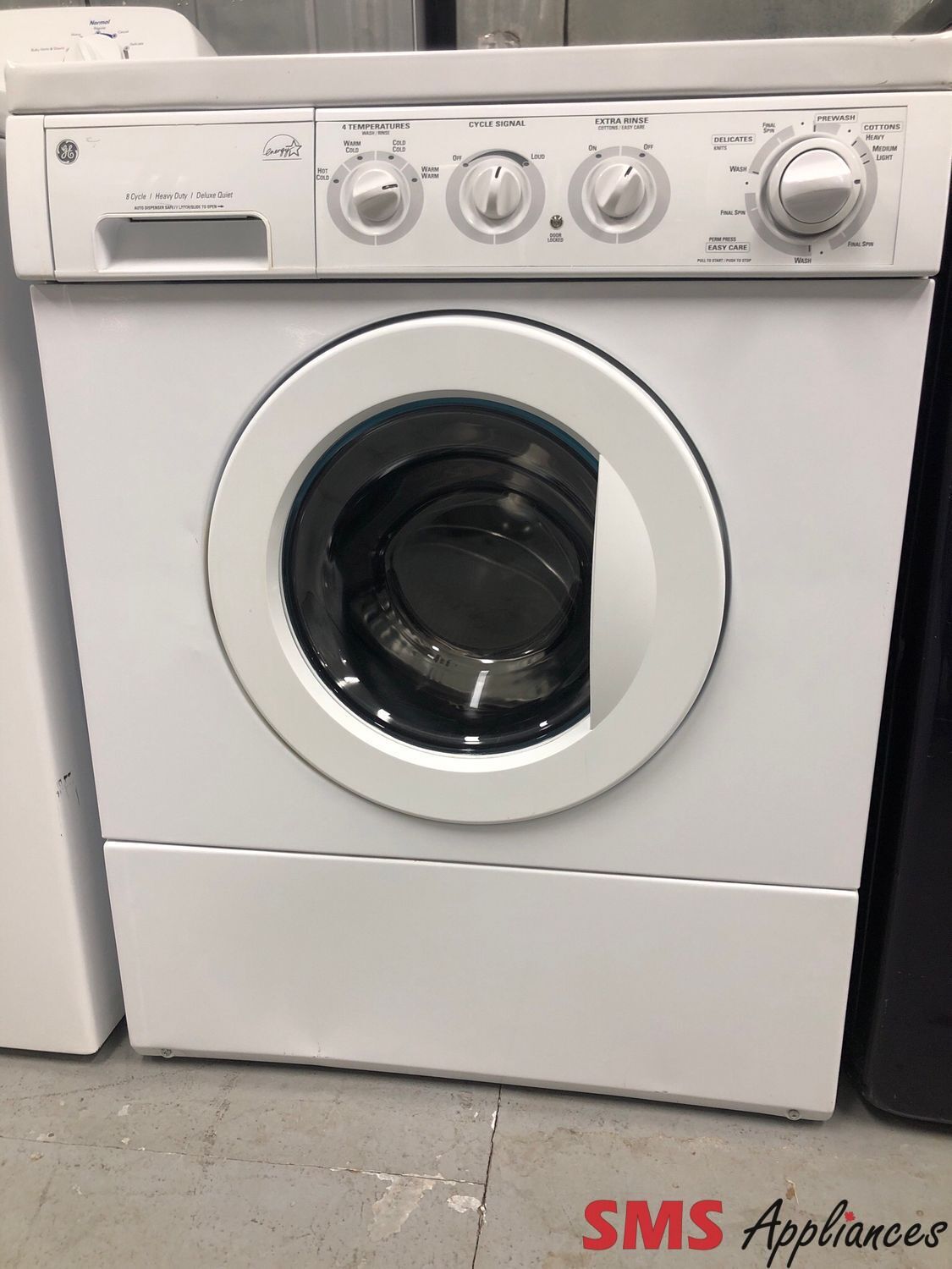GE 3.1 Cu.Ft  Front-Load Washer WCXH208H3WW