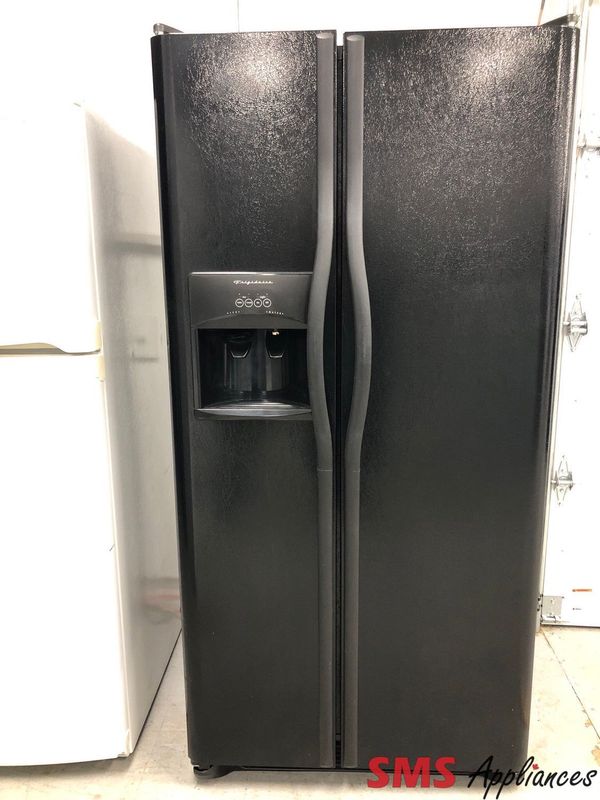 Frigidaire 33'' Side By Side Refrigerator FRS3R4EB0