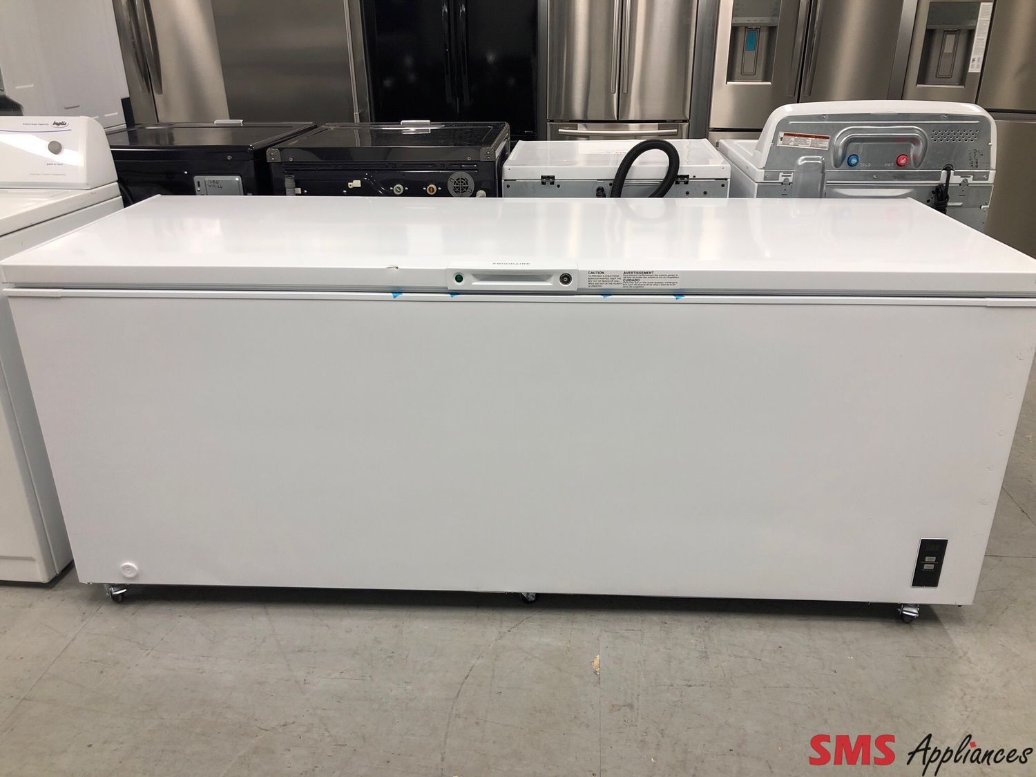 Open Box-Scratch and Dent Frigidaire 24.8 Cu.Ft Chest Freezer  FFCL2542AW