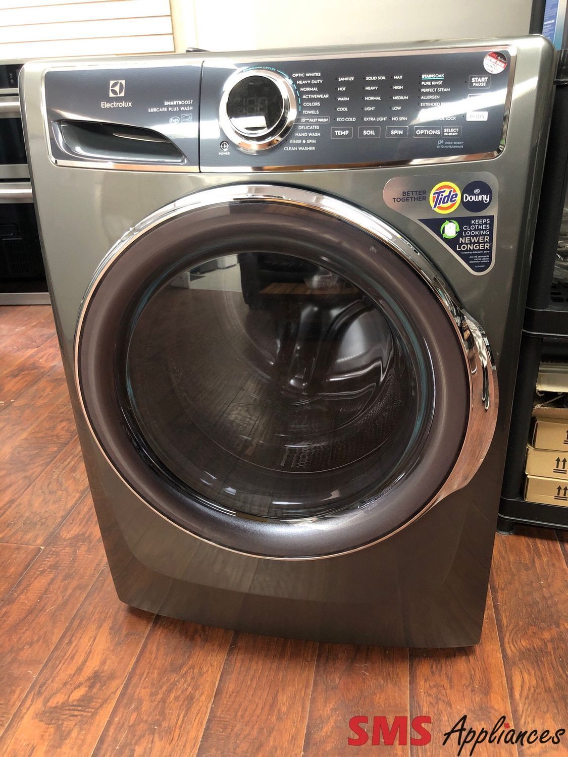 Open Box-Scratch and Dent Electrolux 5.2 Cu.Ft Front-Load Washer ELFW7637AT