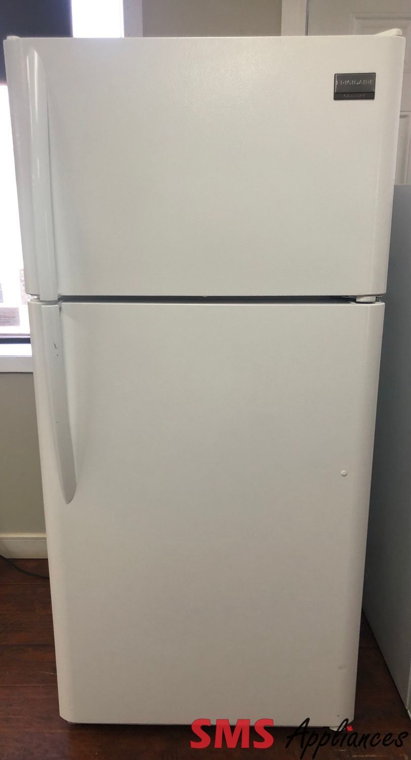Frigidaire Gallery 30” Top-Freezer Refrigerator  FGHT1834KW5