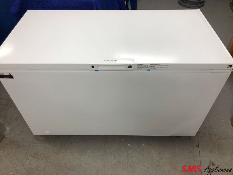 Open Box Scratch and Dent Frigidaire 14.8 Cu.Ft Chest Freezer FFCL1542AW Open Box Scratch and Dent Frigidaire 14.8 Cu.Ft Chest Freezer FFCL1542AW
