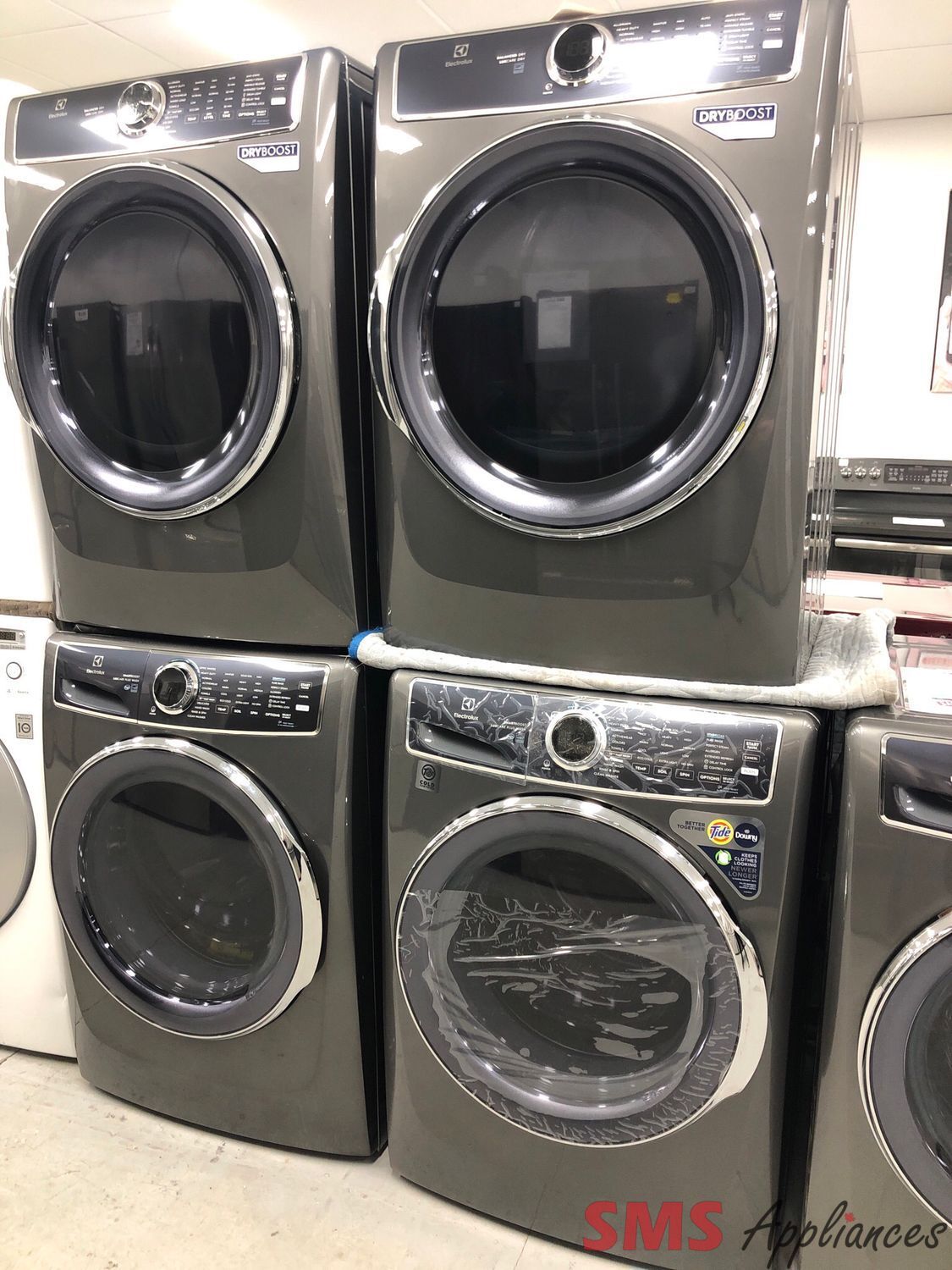 Open Box-Scratch and Dent Electrolux Front-Load Washer and Dryer Set ELFW7637AT/ELFE763CAT