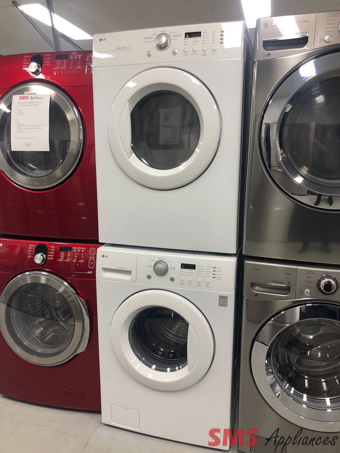 LG Front-Load Washer & Dryer Set WM2010CW/DLE1310W