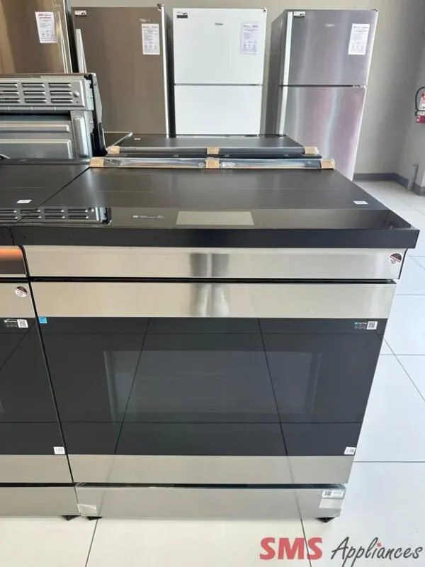 Open Box-Scratch and Dent Samsung Bespoke Induction Range  NSI6DG9900SRAC
