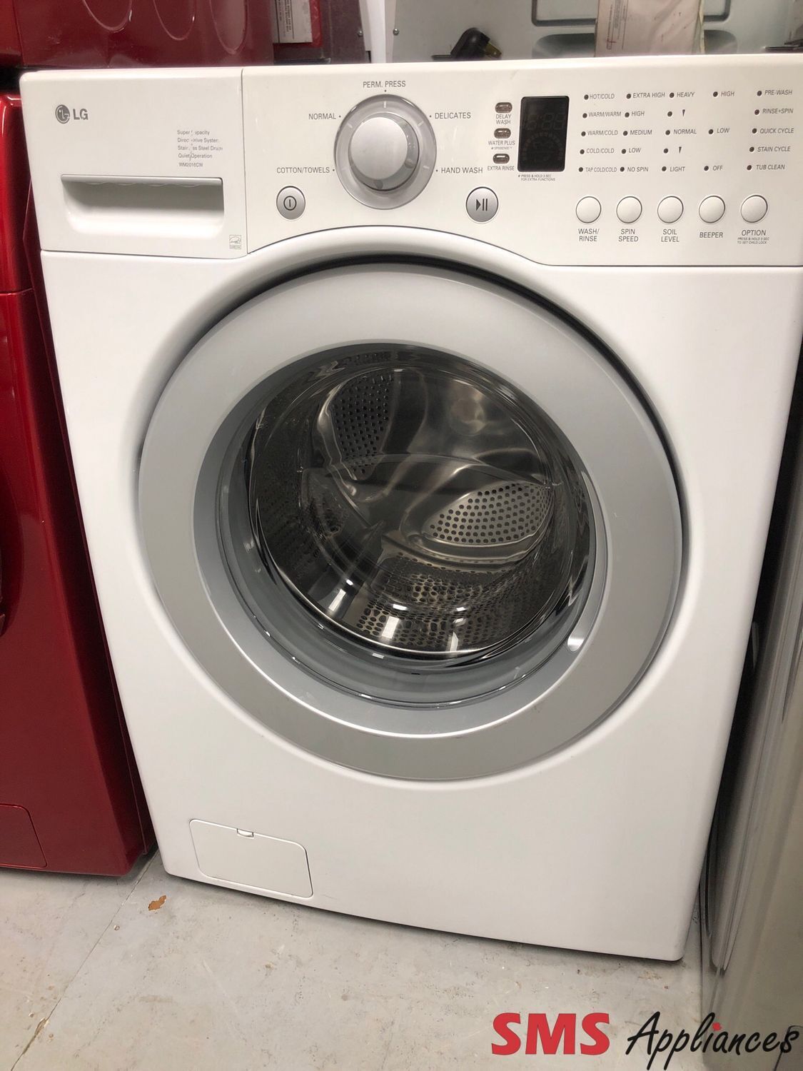 LG 3.6 Cu.Ft Front-Load Washer WM2016CW