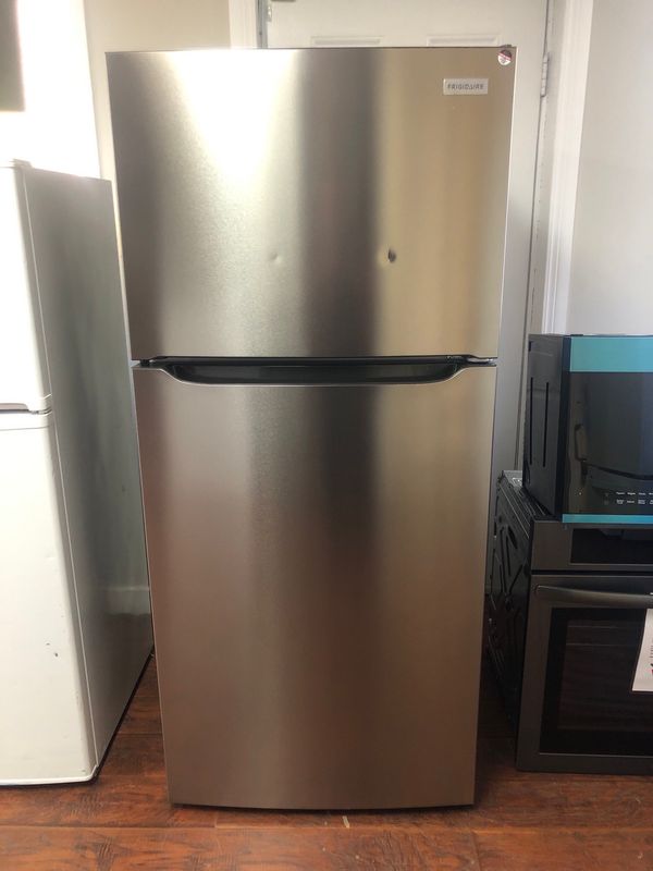 Open Box-Scratch and Dent Frigidaire 30” Top-Freezer Refrigerator FRTE1835AV Open Box-Scratch and Dent Frigidaire 30” Top-Freezer Refrigerator FRTE1835AV