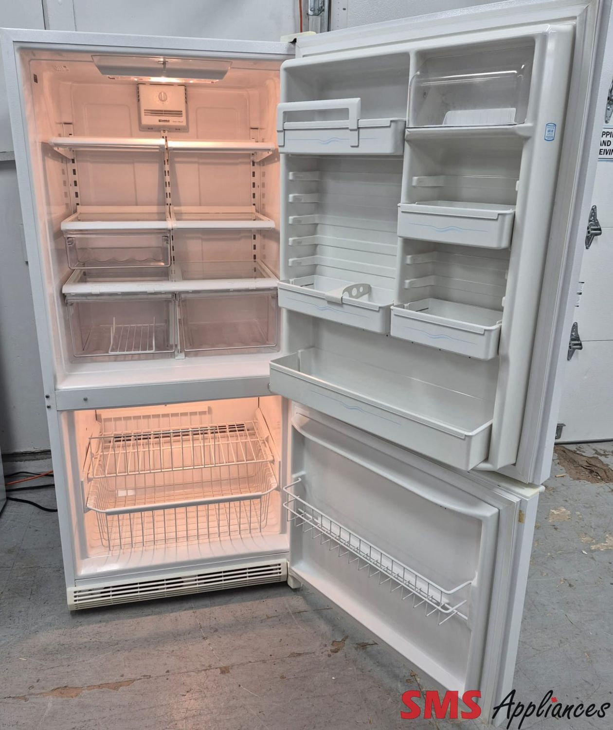 Kenmore 30'' Bottom Freezer Refrigerator 596.69872990