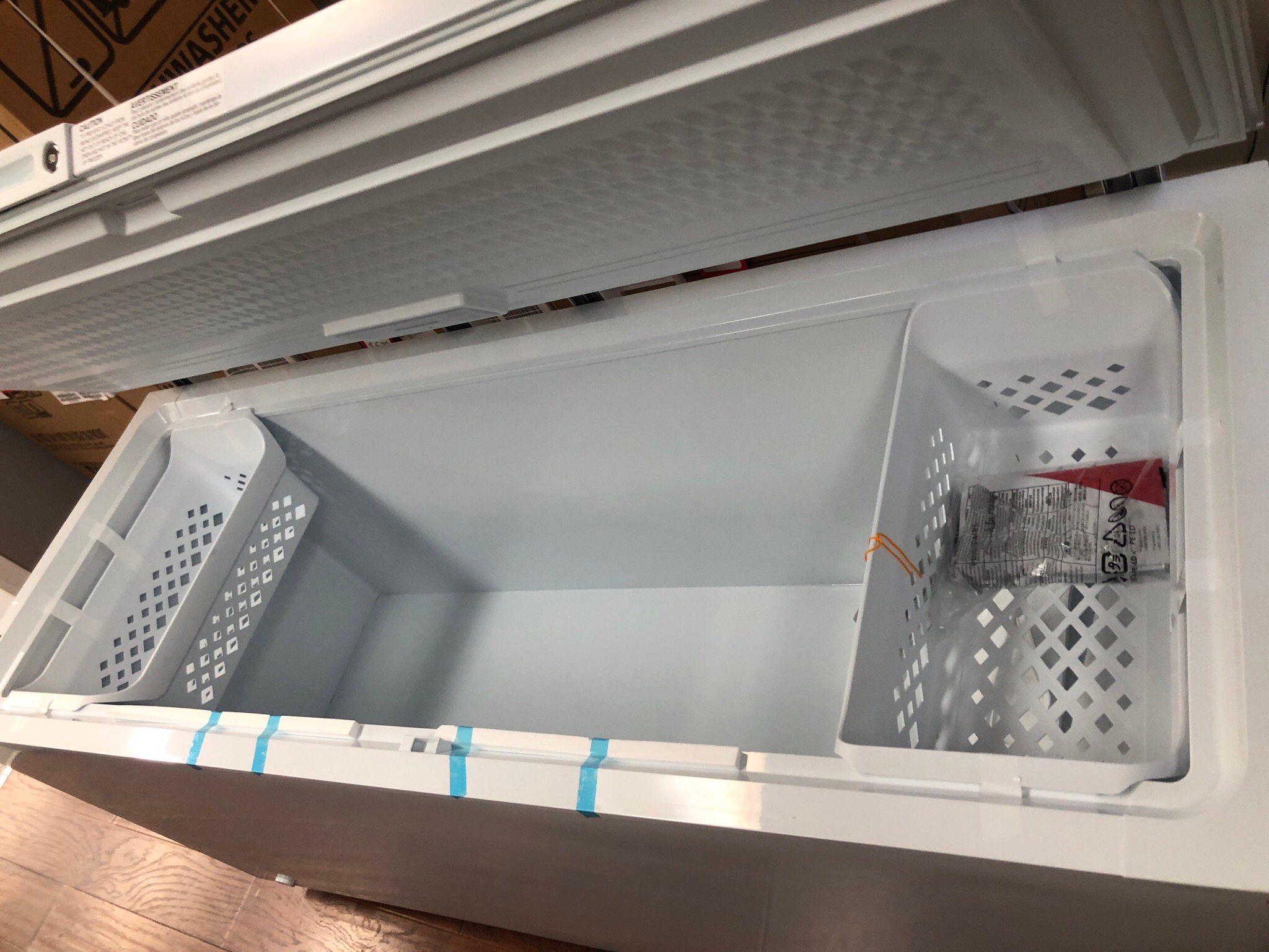 Open Box -Scratch and Dent Frigidaire Chest Freezer  FFCL2042AW