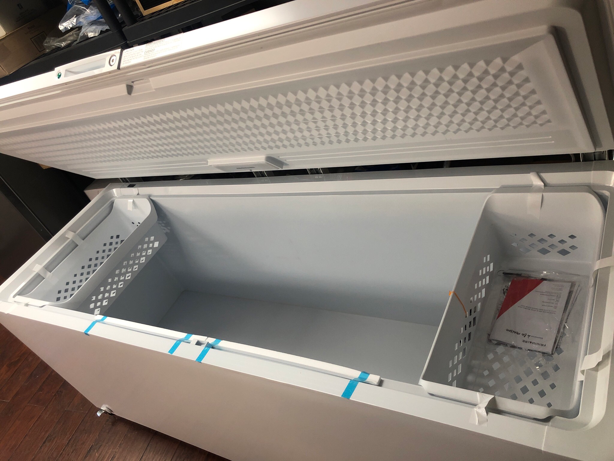 Open Box-Scratch and Dent Frigidaire 24.8 Cu.Ft Chest Freezer  FFCL2542AW